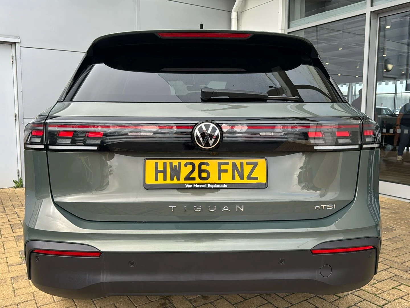 Volkswagen-Tiguan-image-5