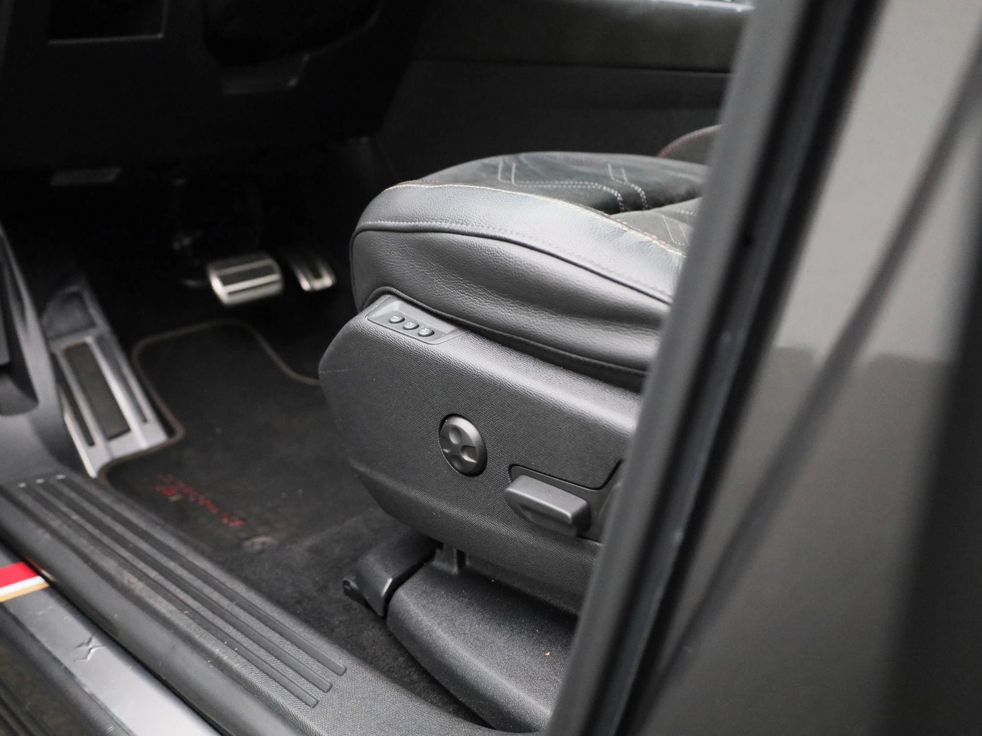DS DS 7 Crossback E-Tense 4x4 Performance Line+