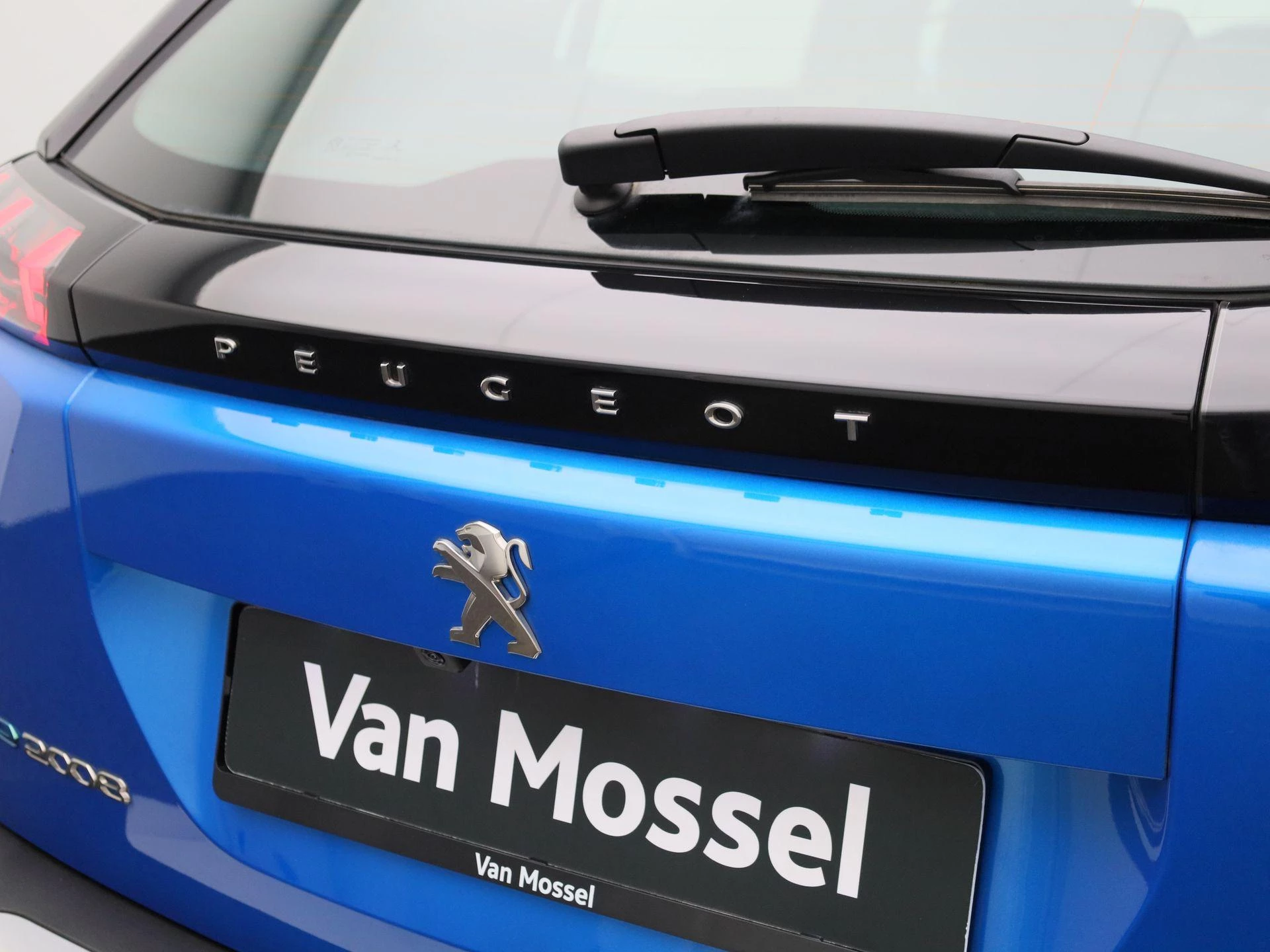 Peugeot-e-2008-image-44