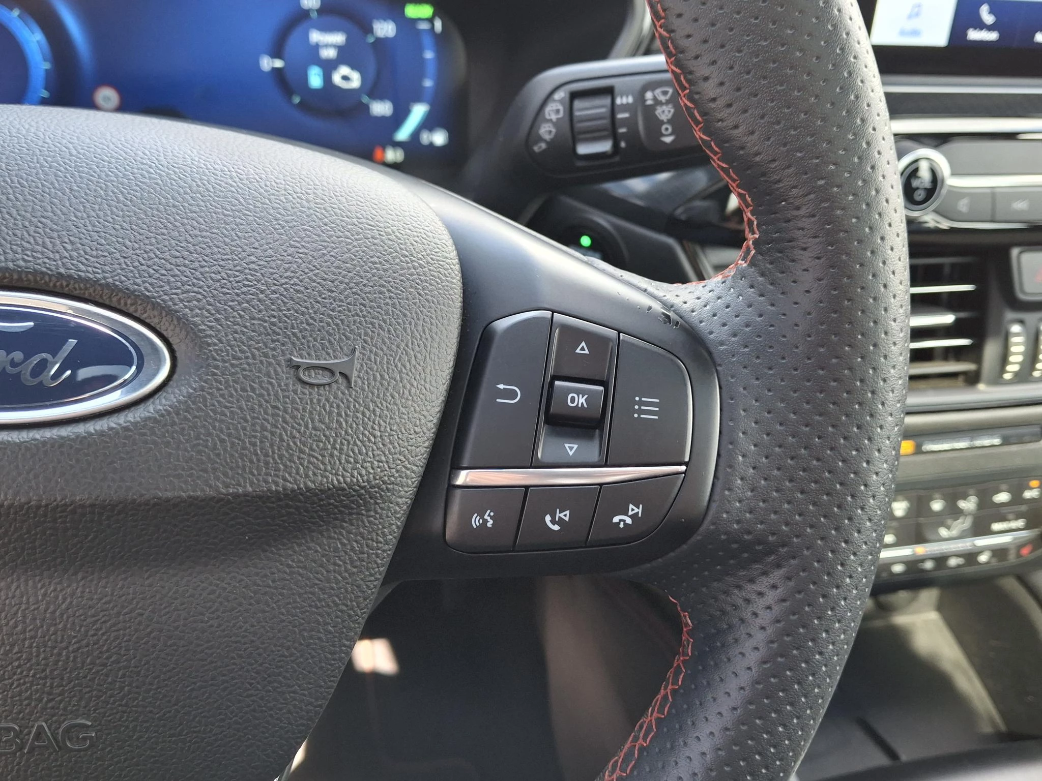 Ford-Kuga-image-16