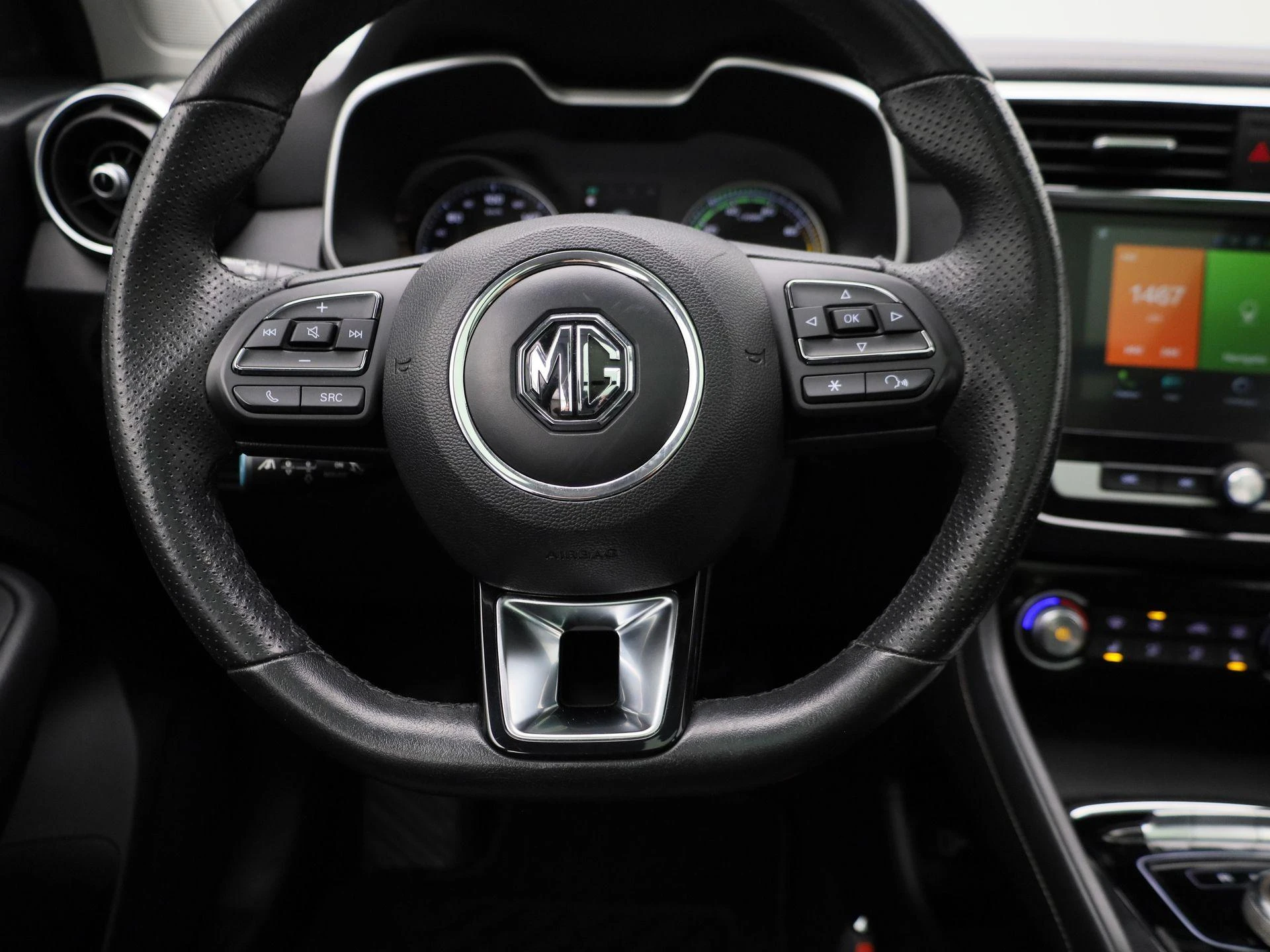 MG-ZS EV-image-6