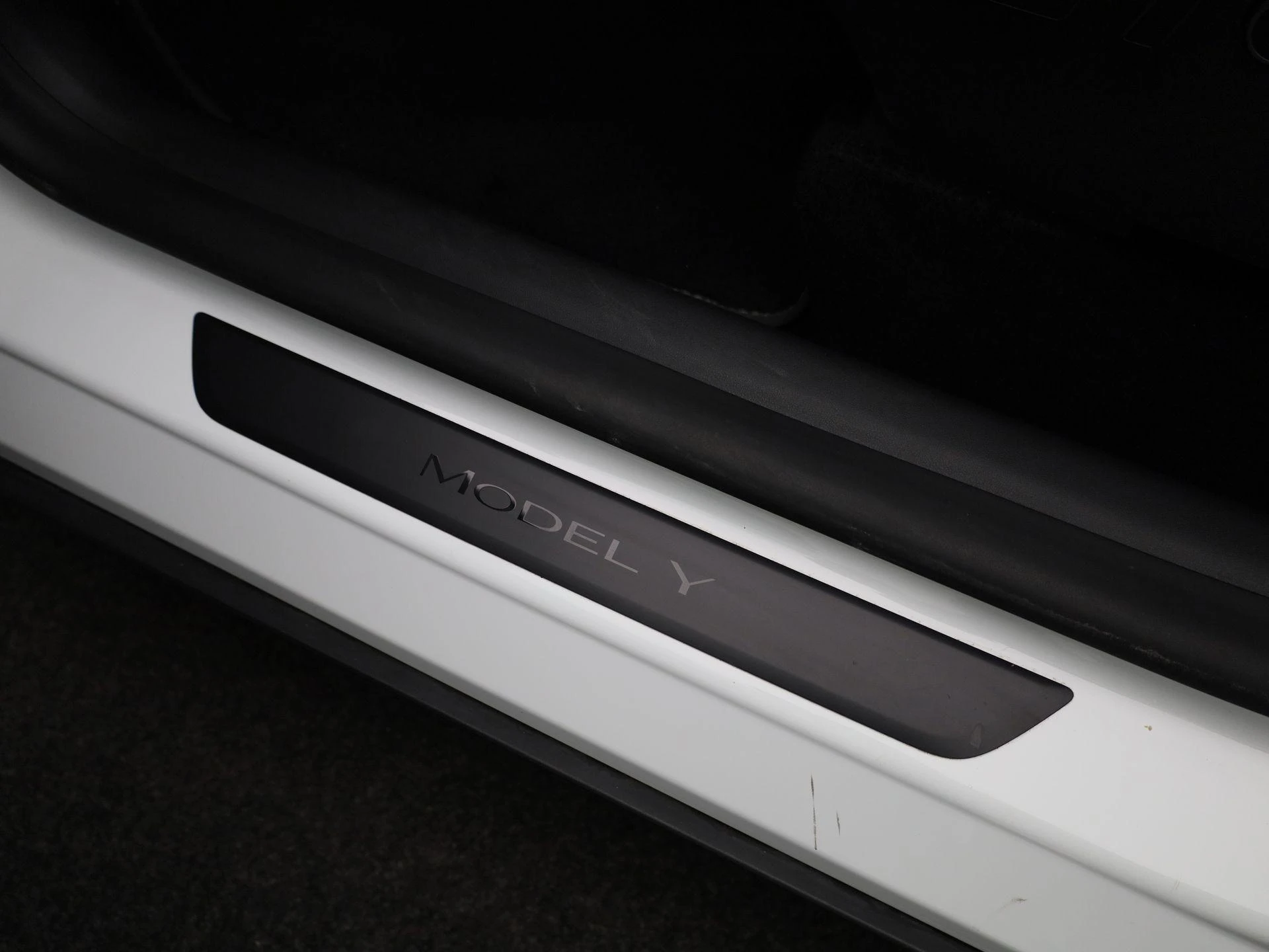 Tesla-Model Y-image-27