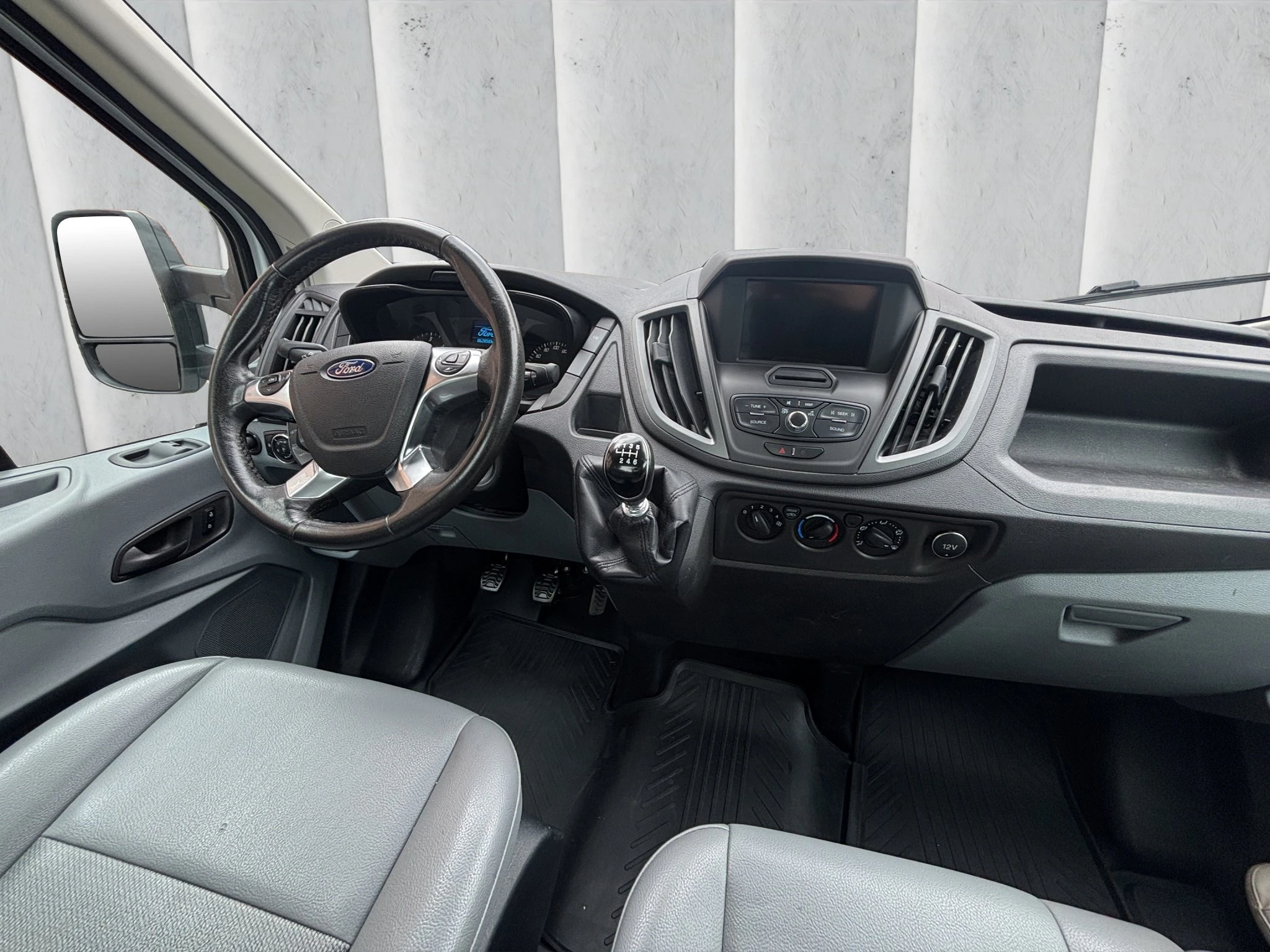 Ford-Transit-image-10