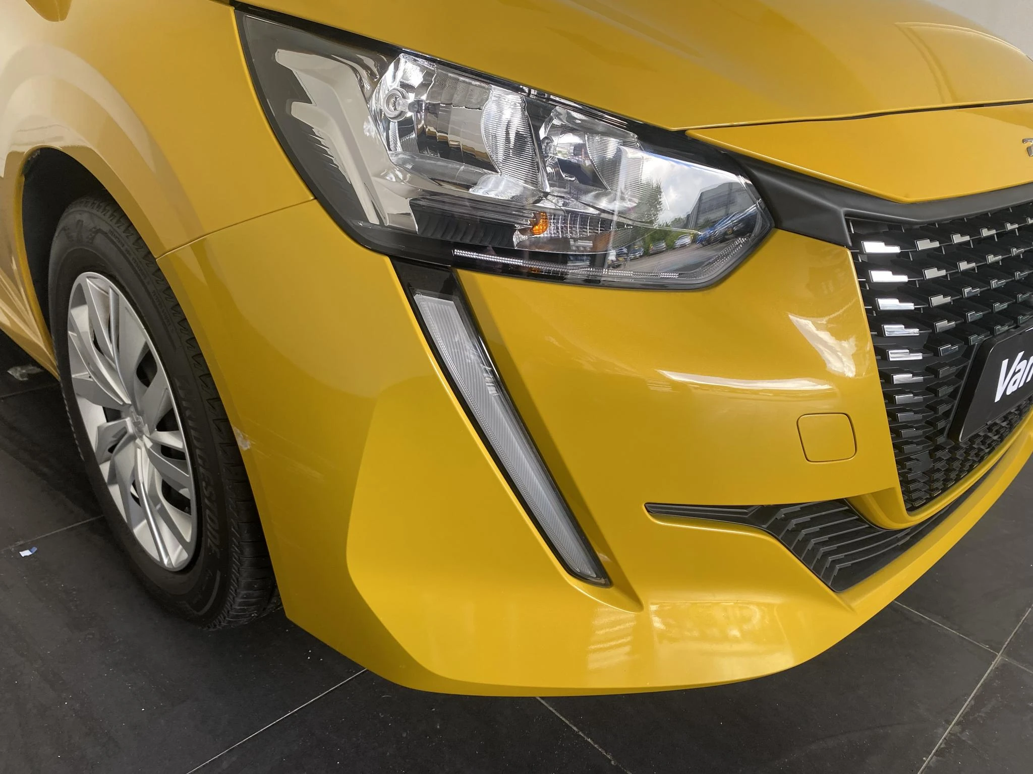Peugeot-208-image-11