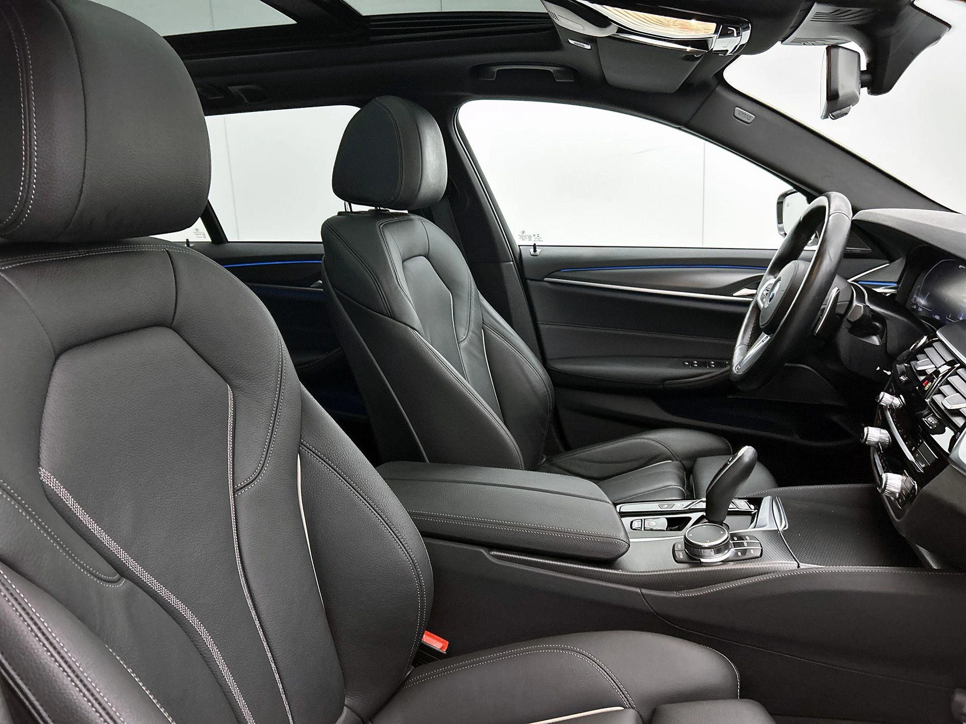 BMW-5 Serie-image-39