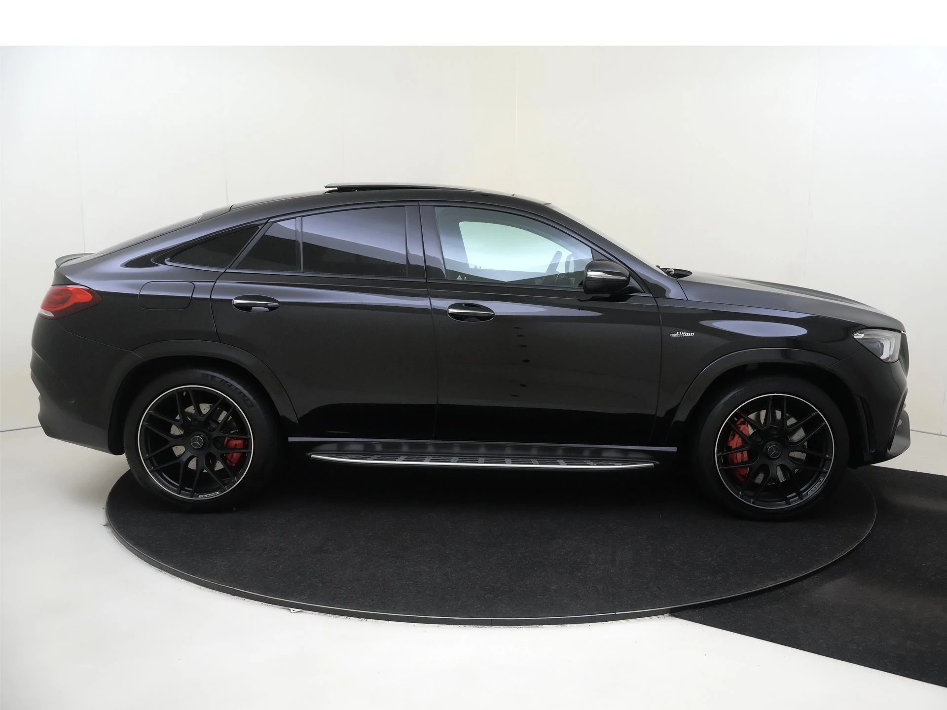 Mercedes-Benz-GLE-image-10