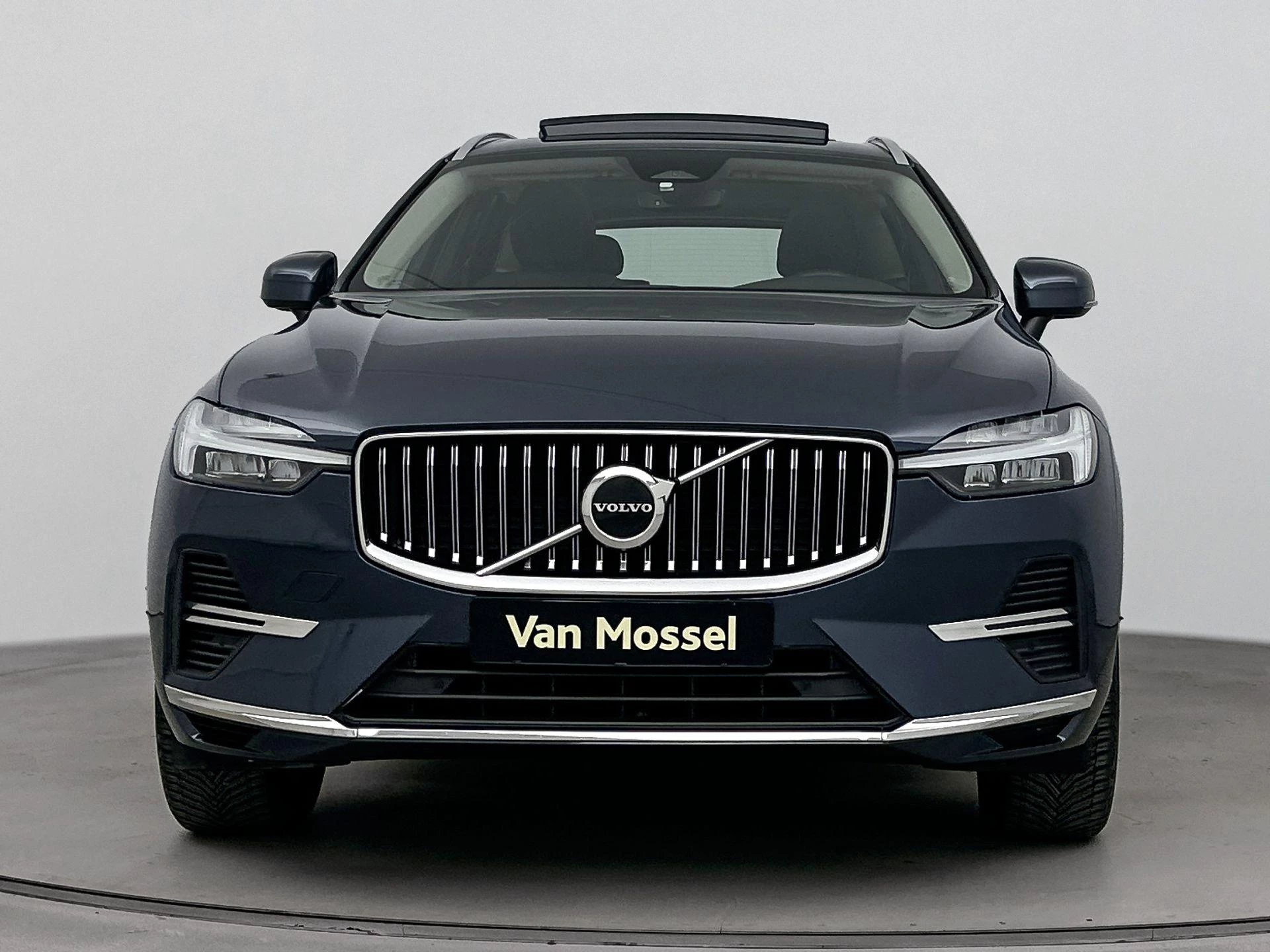 Volvo-XC60-image-4