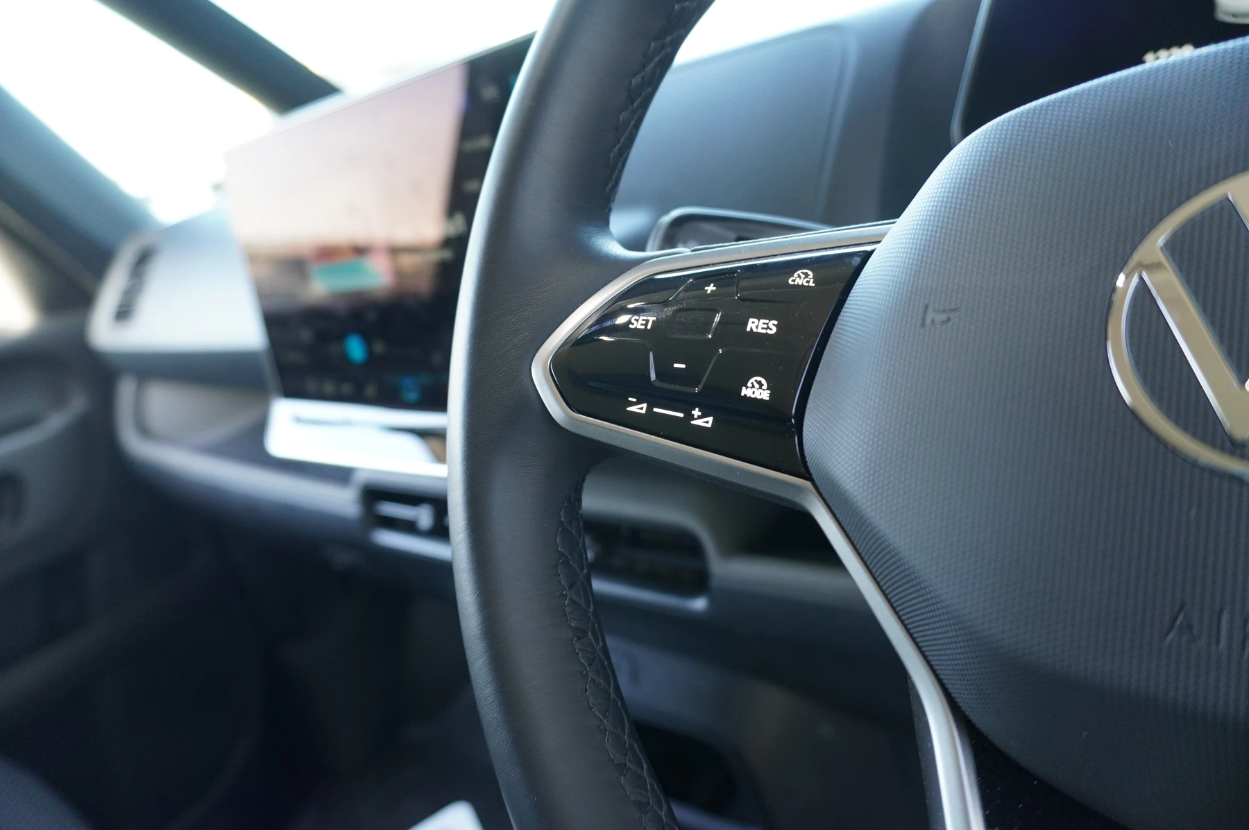 Volkswagen-ID. Buzz-image-46