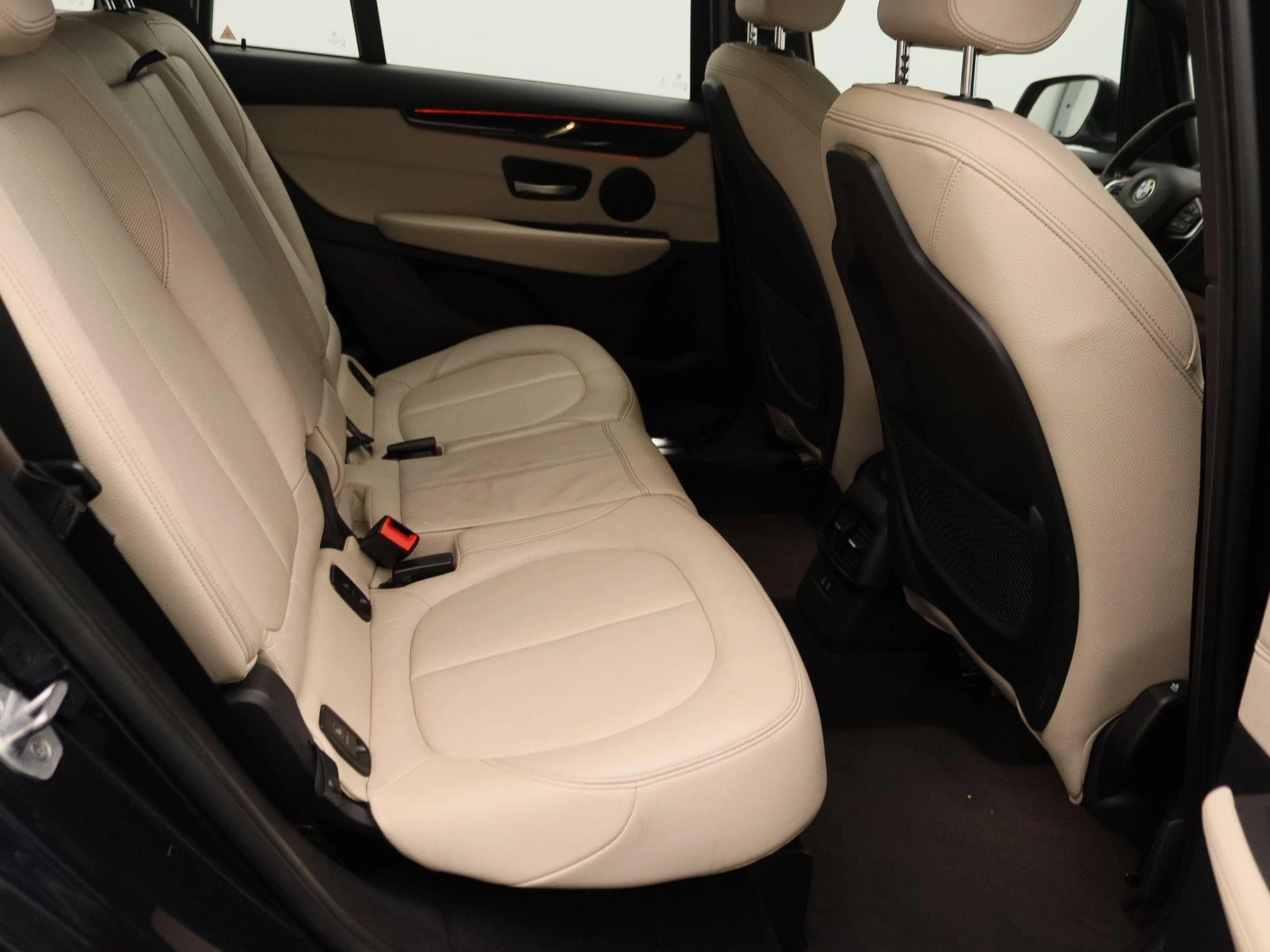 BMW-2 Serie-image-25