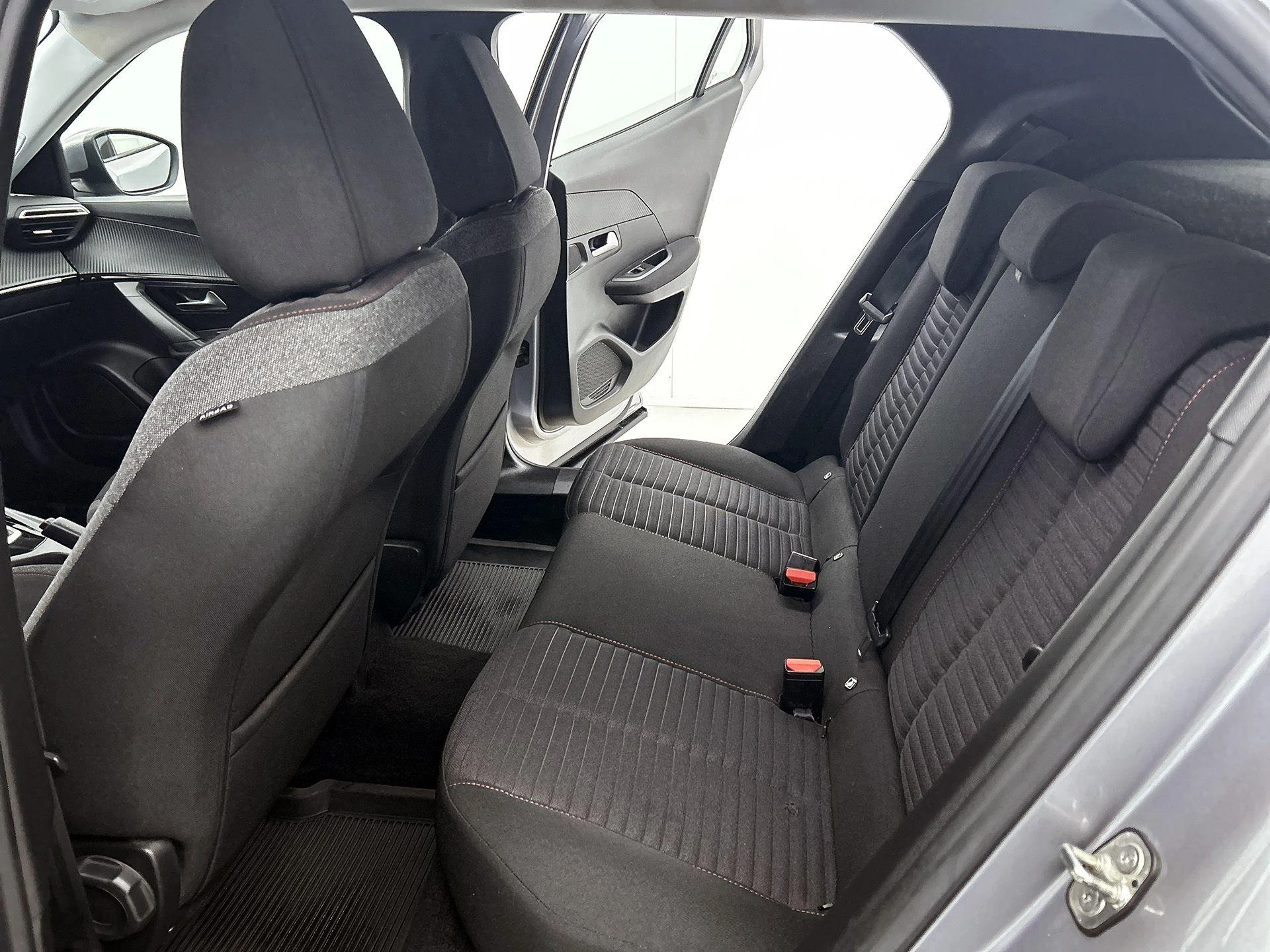 Peugeot-2008-image-26