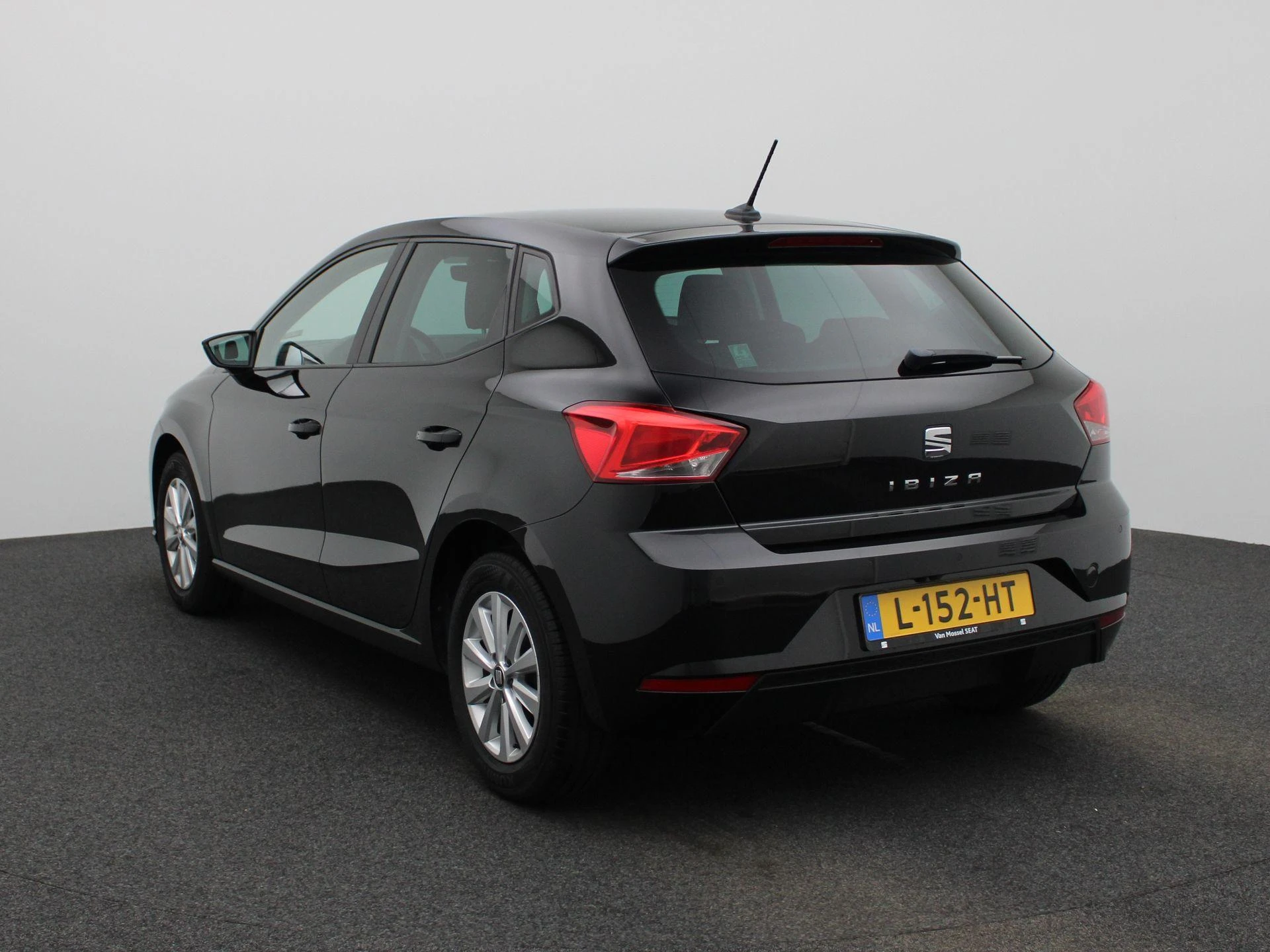 SEAT-Ibiza-image-2