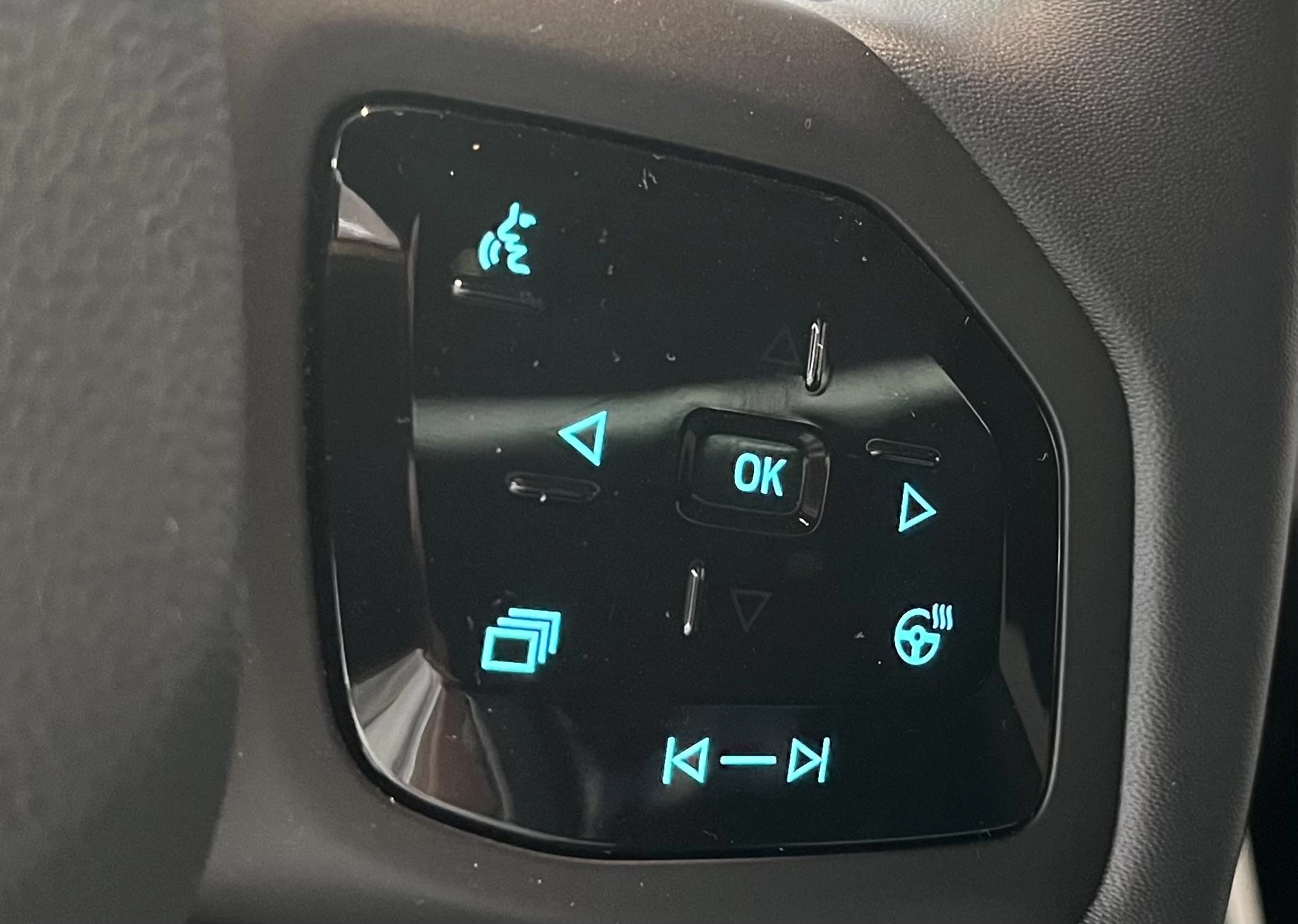 Ford-Explorer-image-17