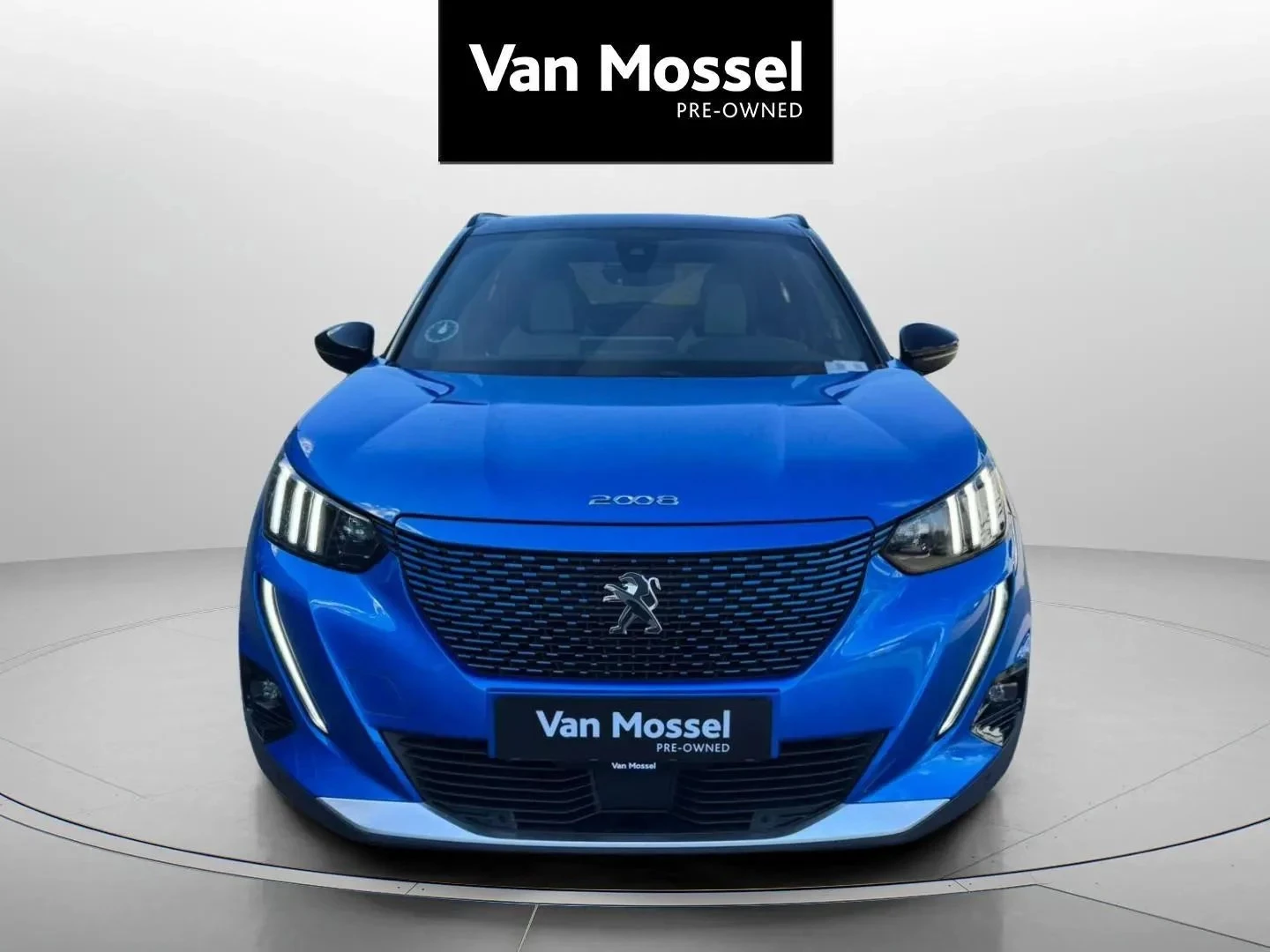 Peugeot-e-2008-image-1