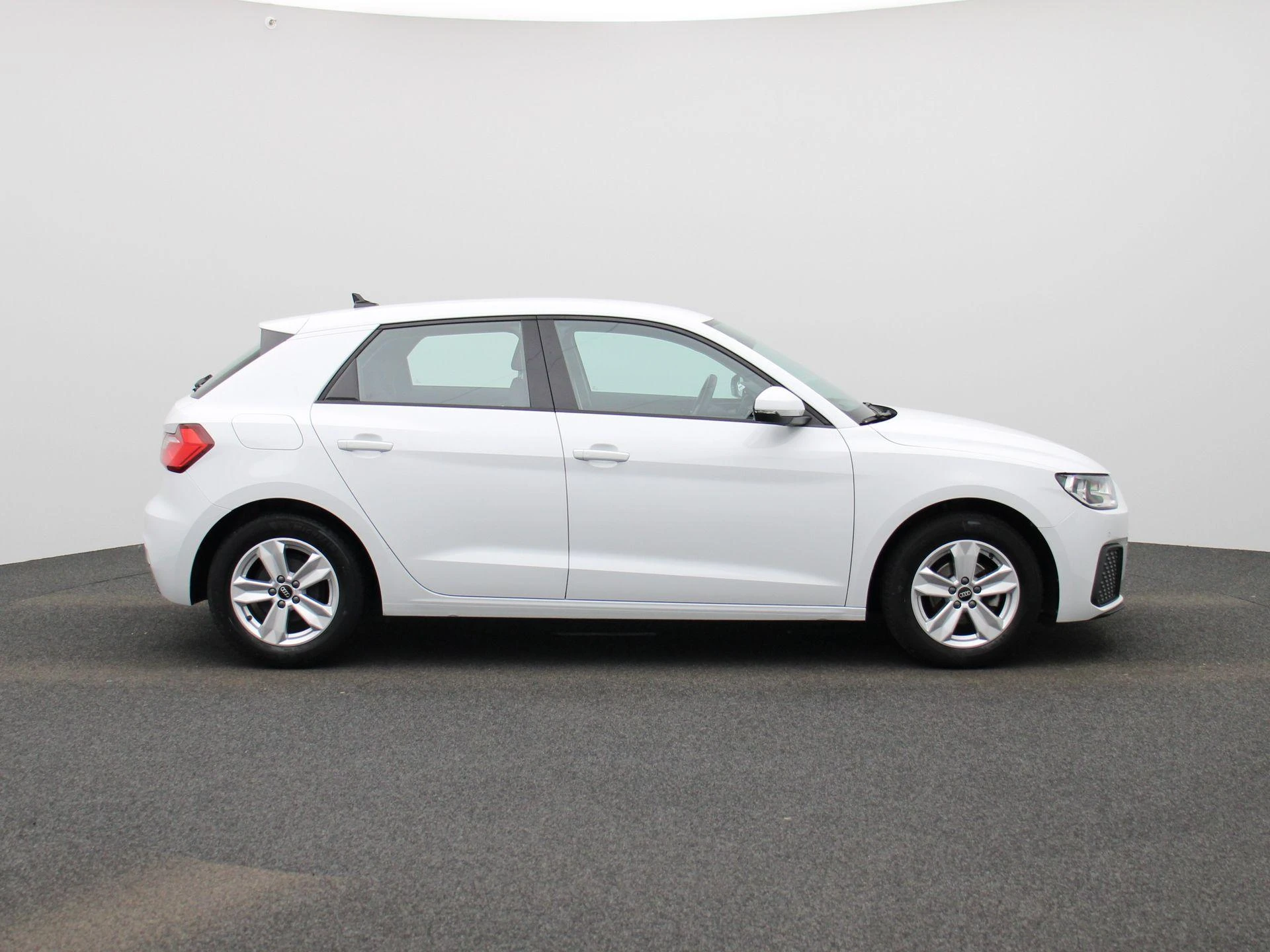 Audi-A1 Sportback-image-5