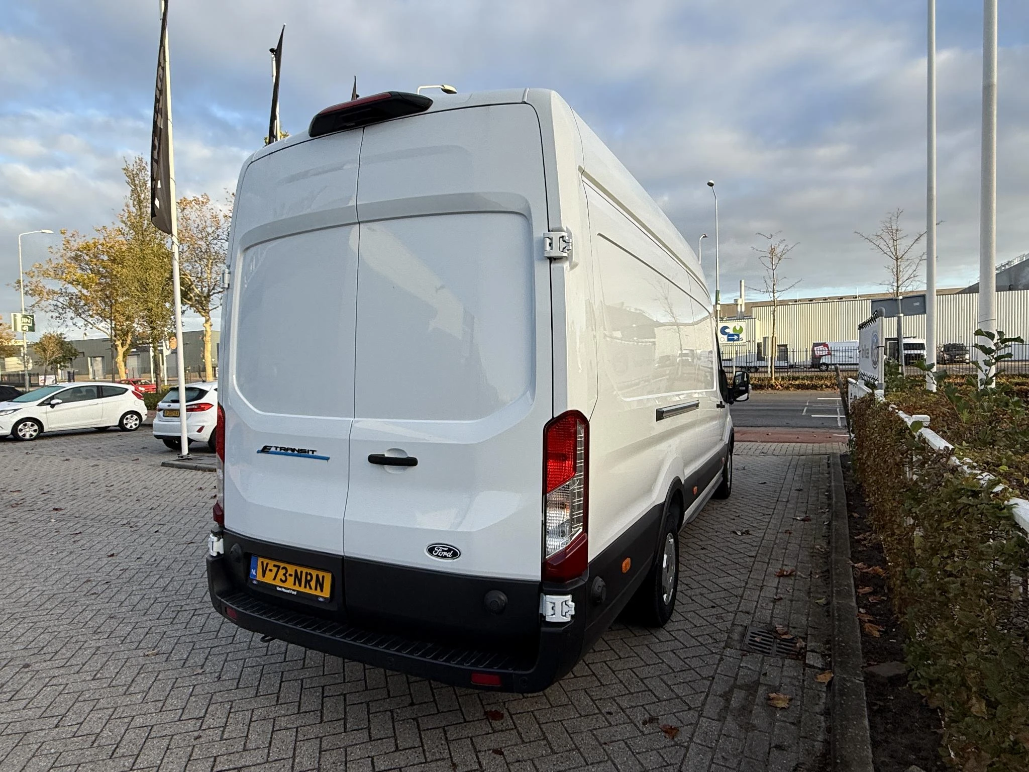 Ford-E-Transit-image-4