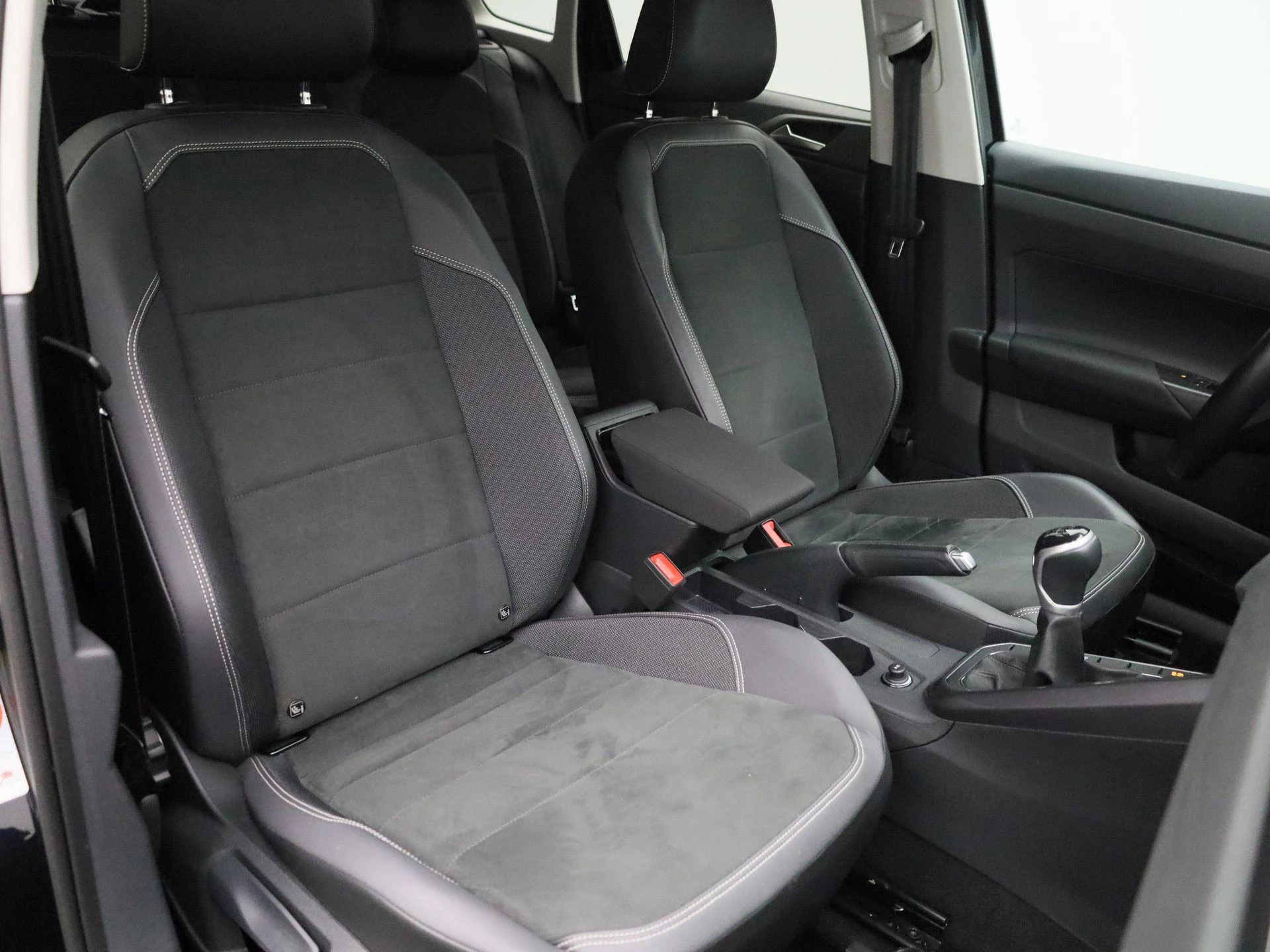 Volkswagen-Taigo-image-33