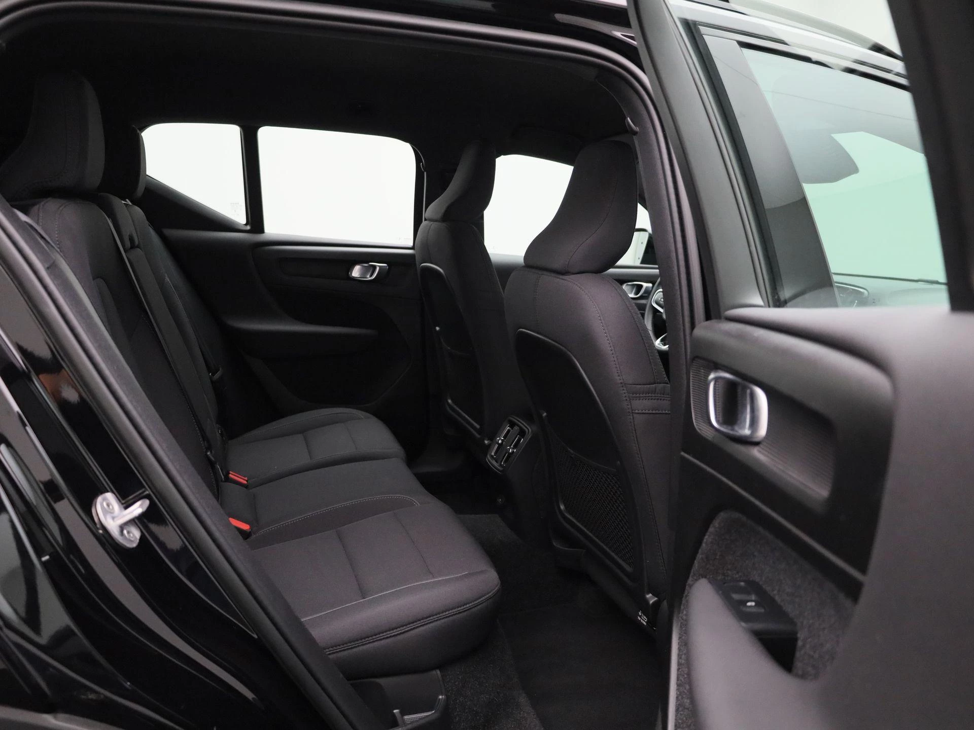Volvo-XC40-image-35