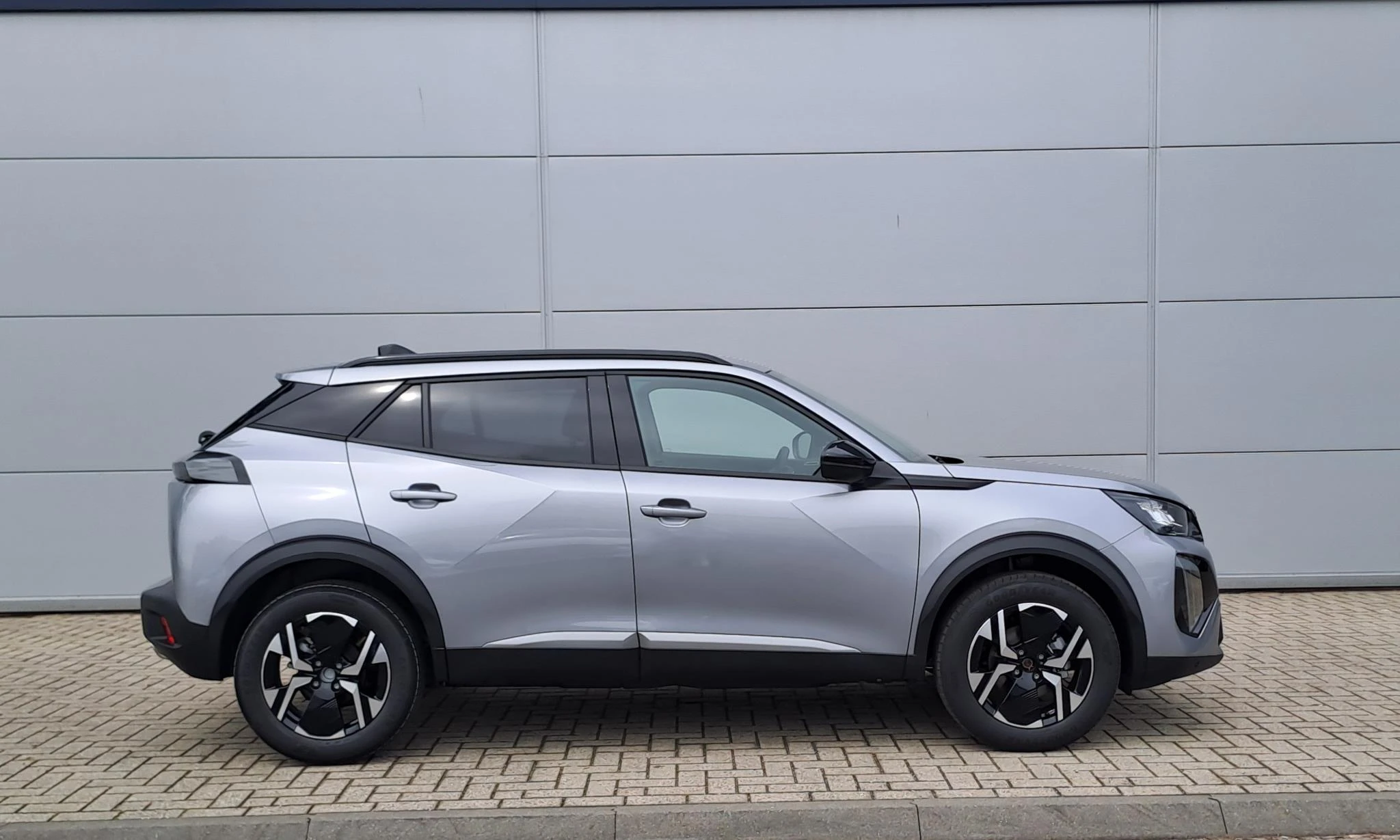 Peugeot-2008-image-8