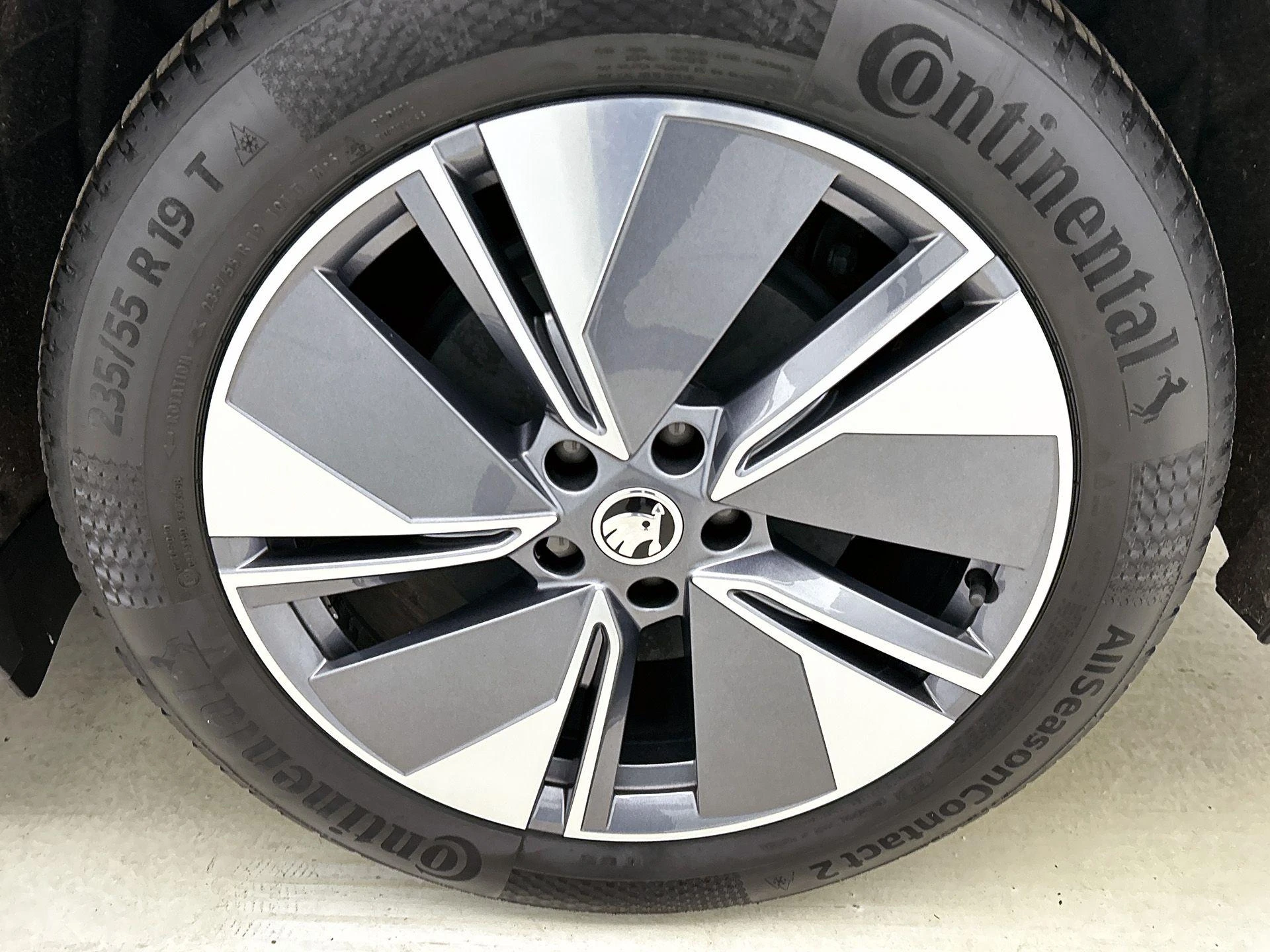 Škoda-Enyaq iV-image-34