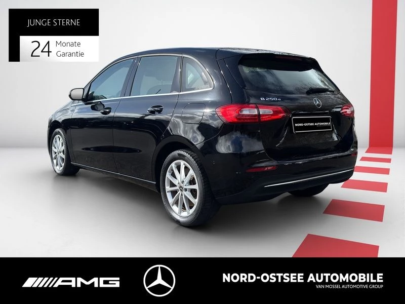 Mercedes-Benz B-Klasse 250 e STYLE 360° AHK DISTRONIC SHZ NAVI PDC StyleW247 B 250 e STYLE 360° AHK DISTRONIC SHZ NAVI PDC Style