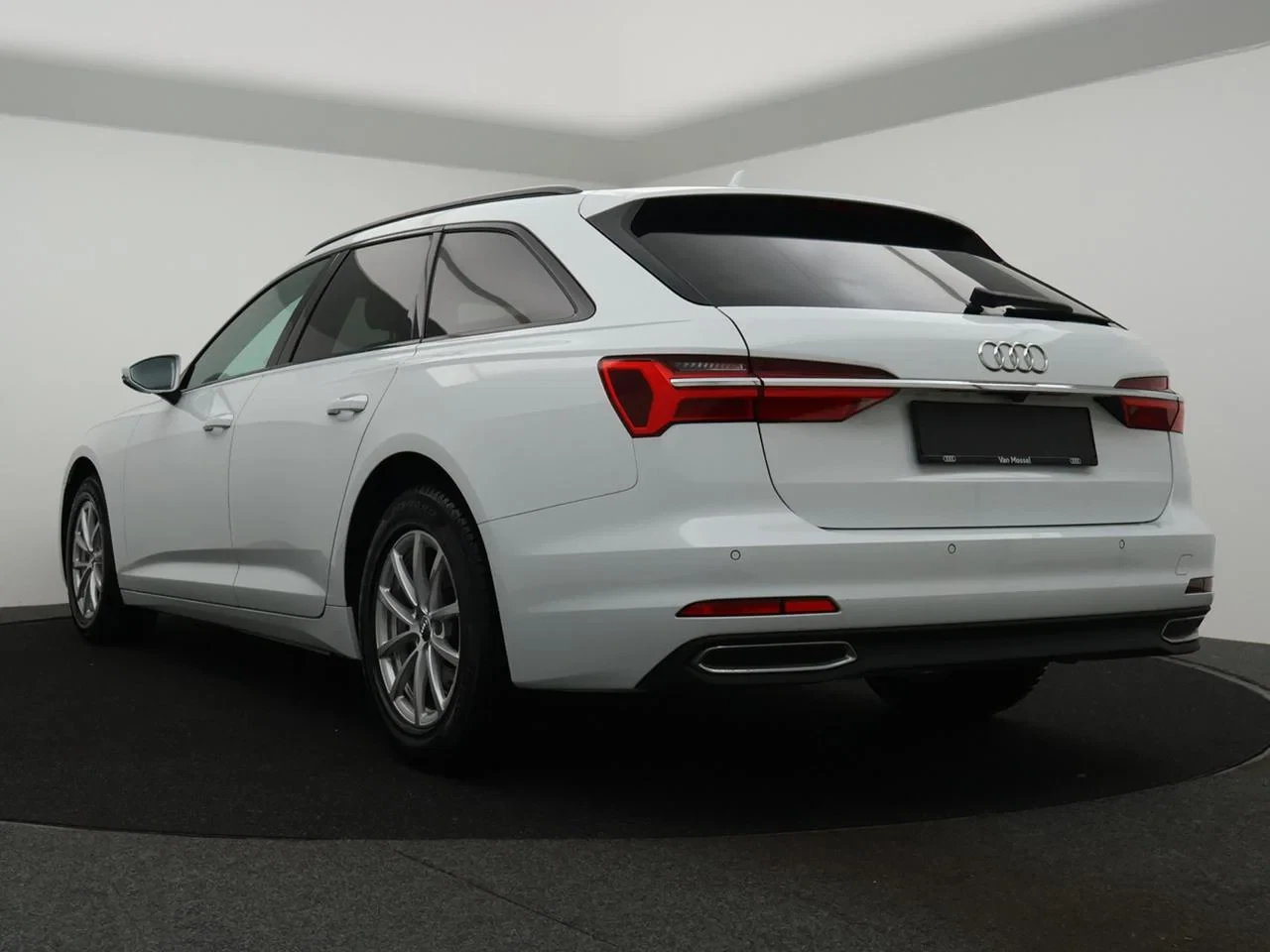 Audi-A6-image-11
