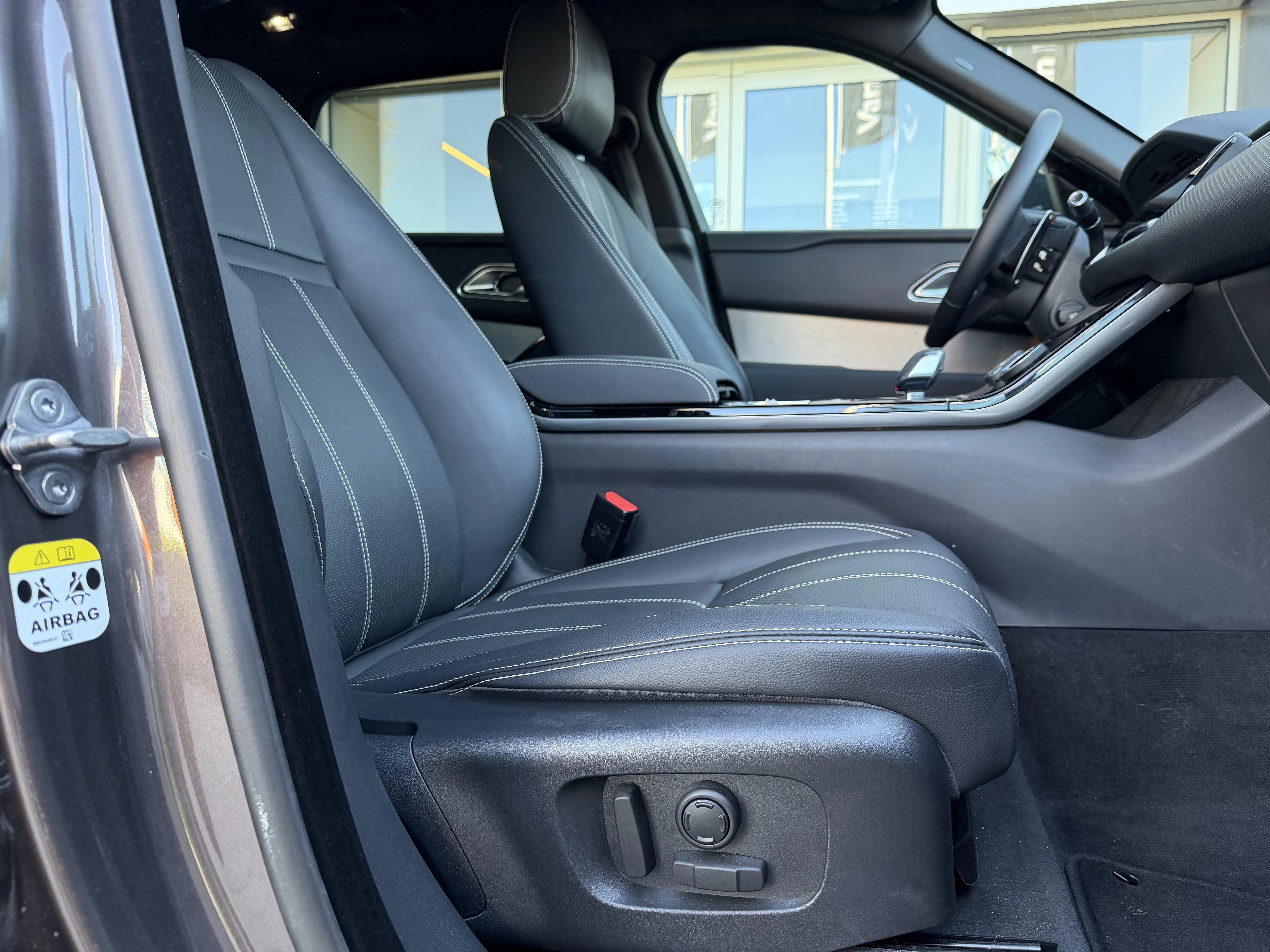 Land Rover Range Rover Velar P400e R-Dynamic S