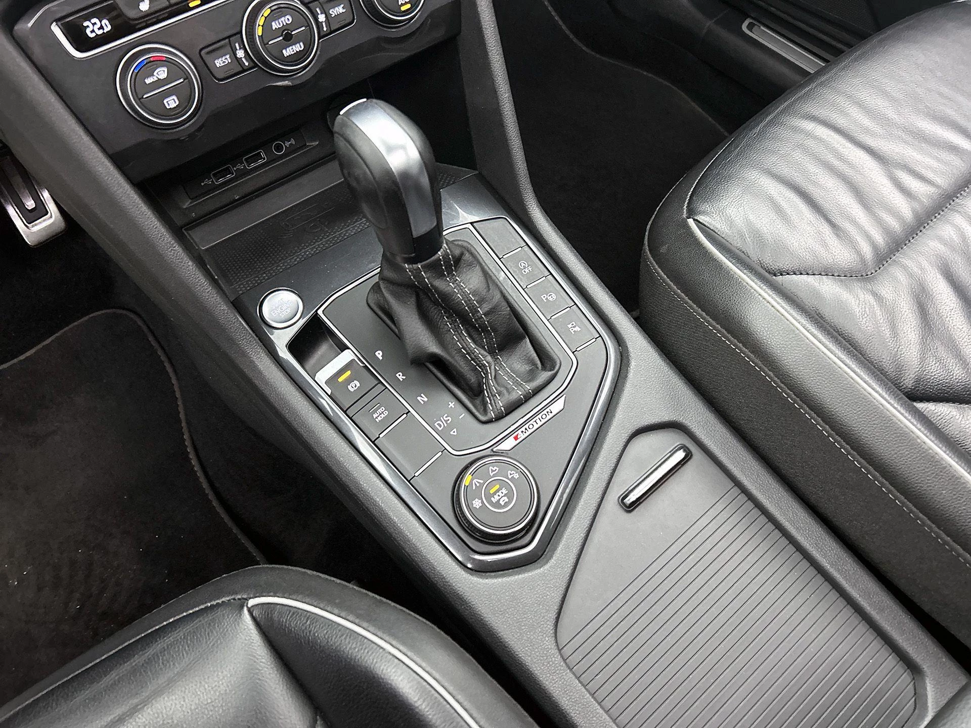 Volkswagen-Tiguan Allspace-image-31