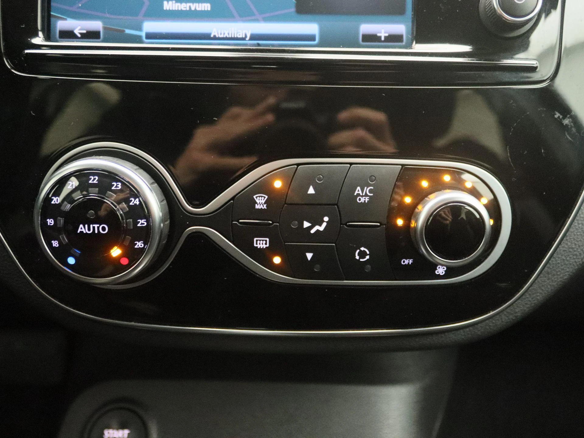 Renault-Captur-image-9