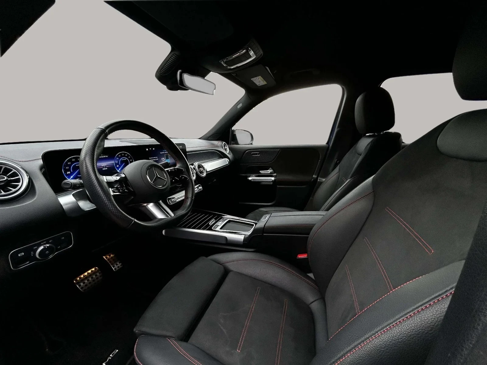 Mercedes-Benz-EQB-image-9