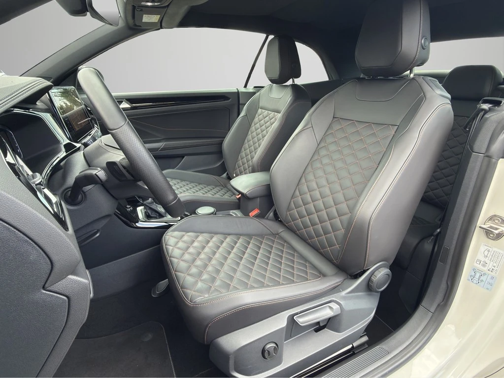 Volkswagen-T-Roc-image-6