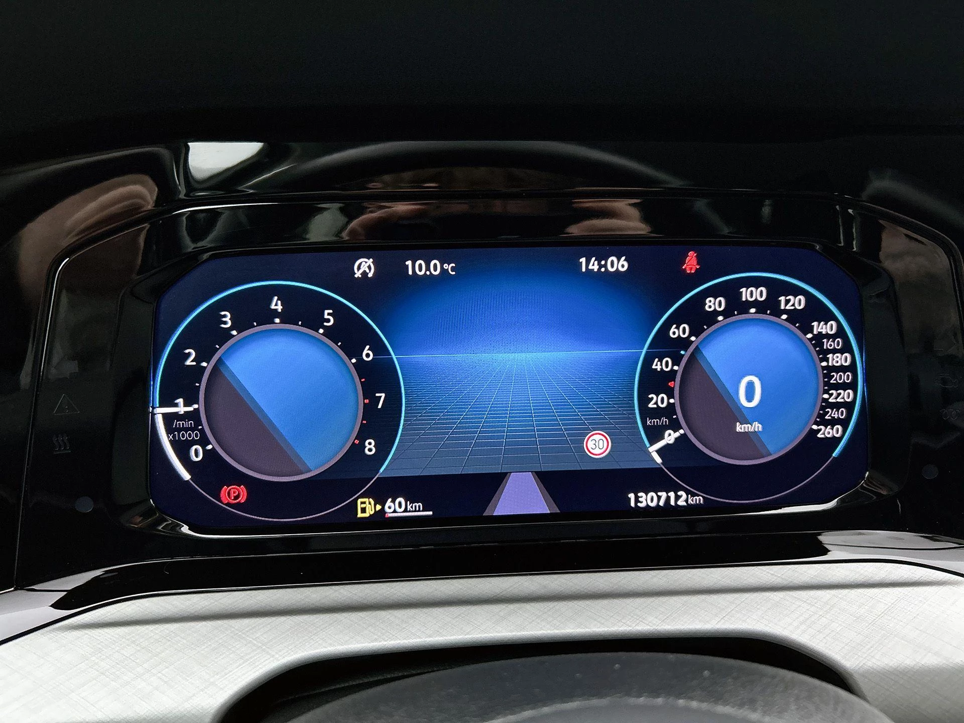 Volkswagen-Golf-image-16