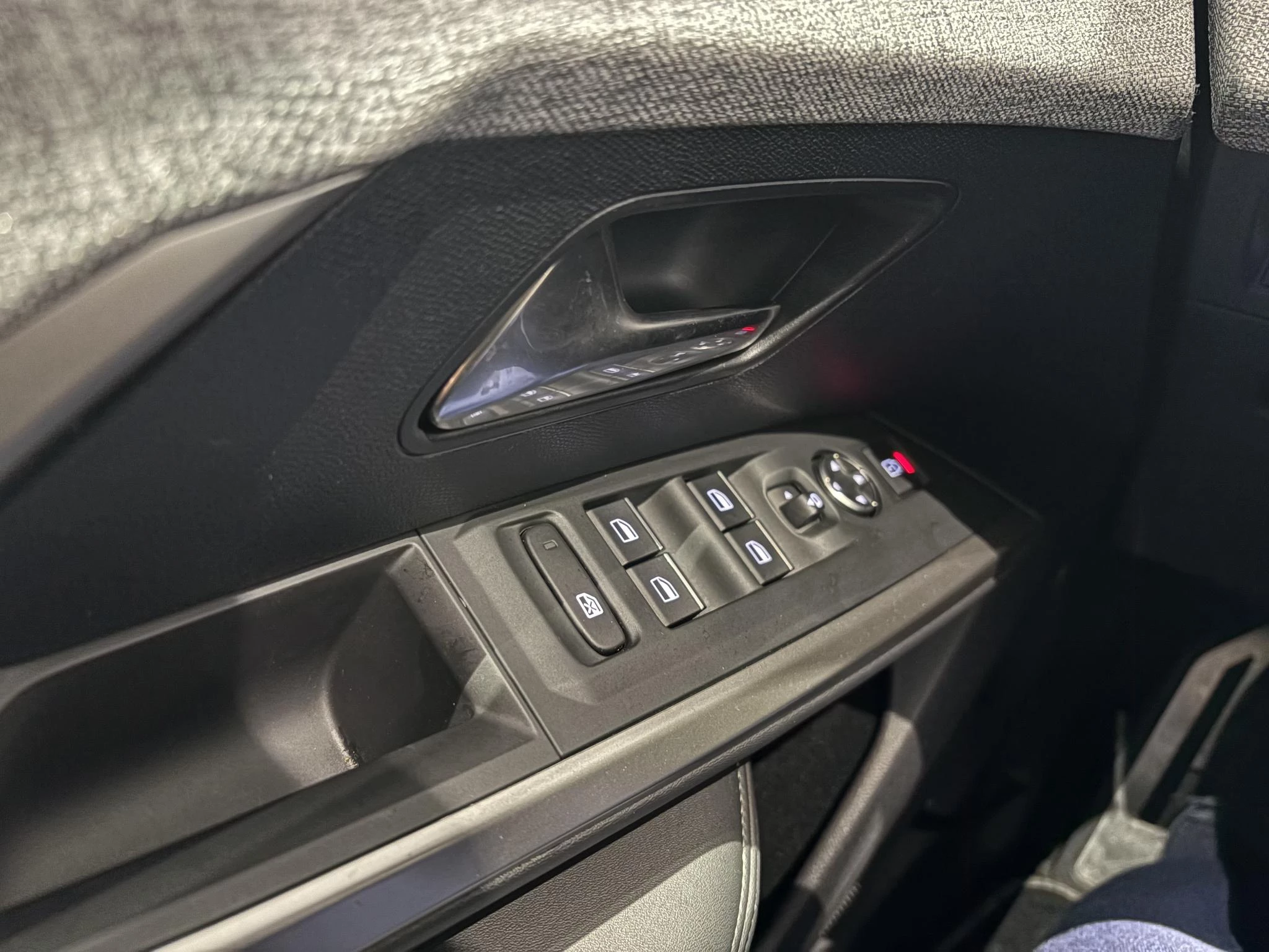 Peugeot 3008 1.2 Hybrid 136 GT