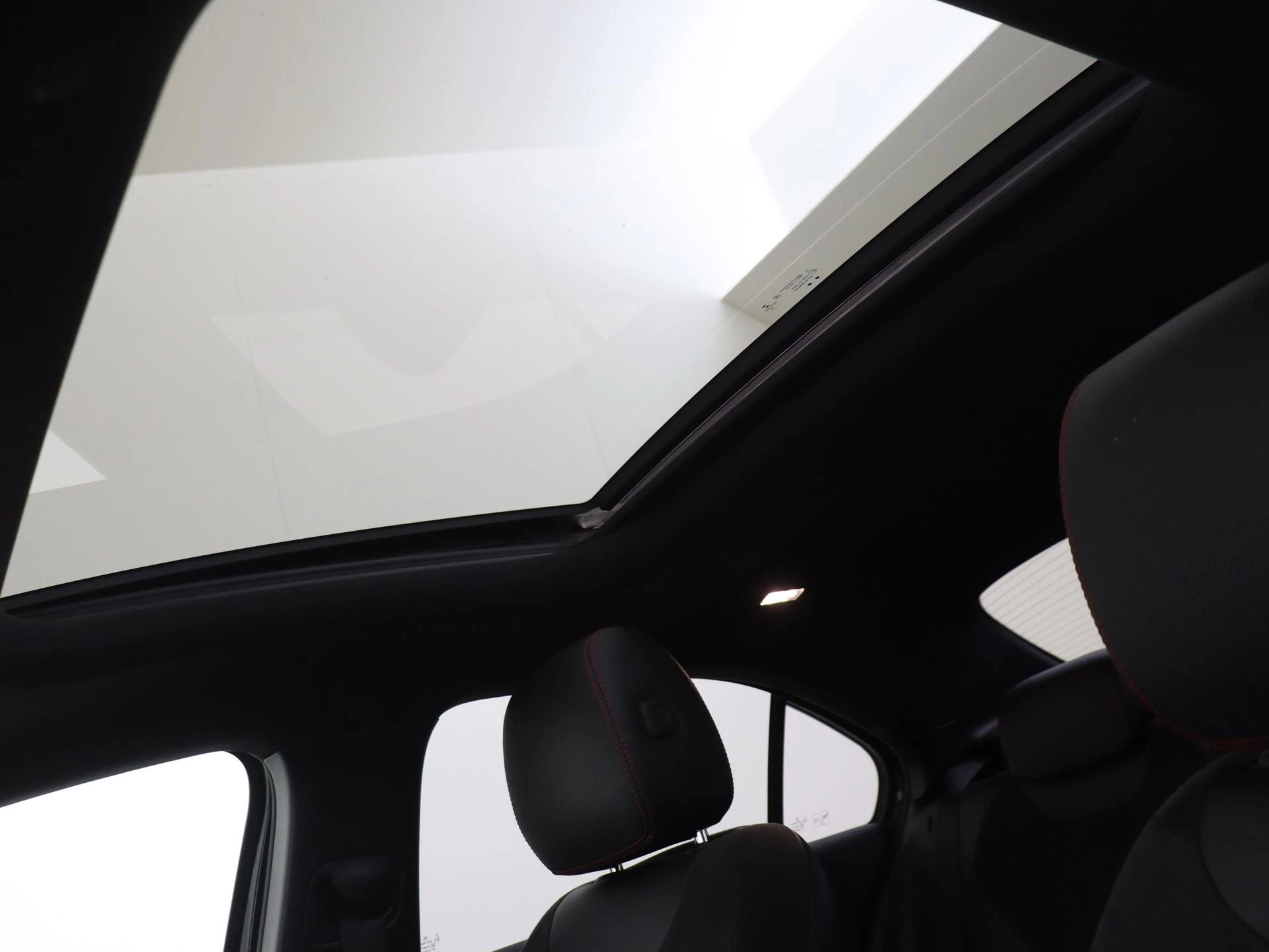 Mercedes-Benz A-Klasse 200 Business Solution AMG