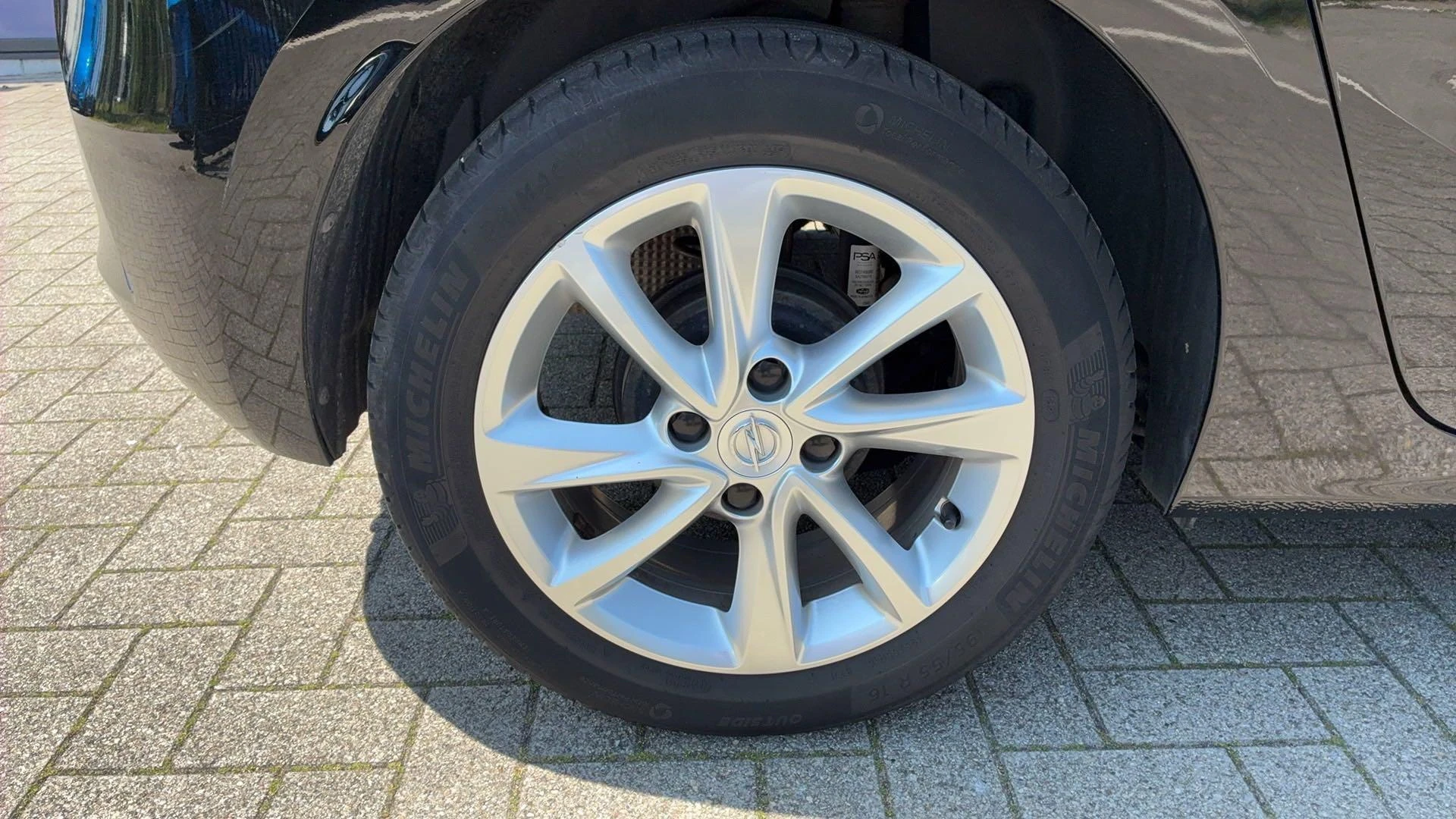Opel Corsa 1.2 Elegance