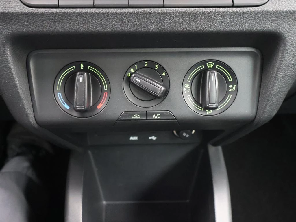 Škoda Fabia Fabia Ambition 1.2TSI 90PK *PDC ACHTER*BLTH*RADIO*...*