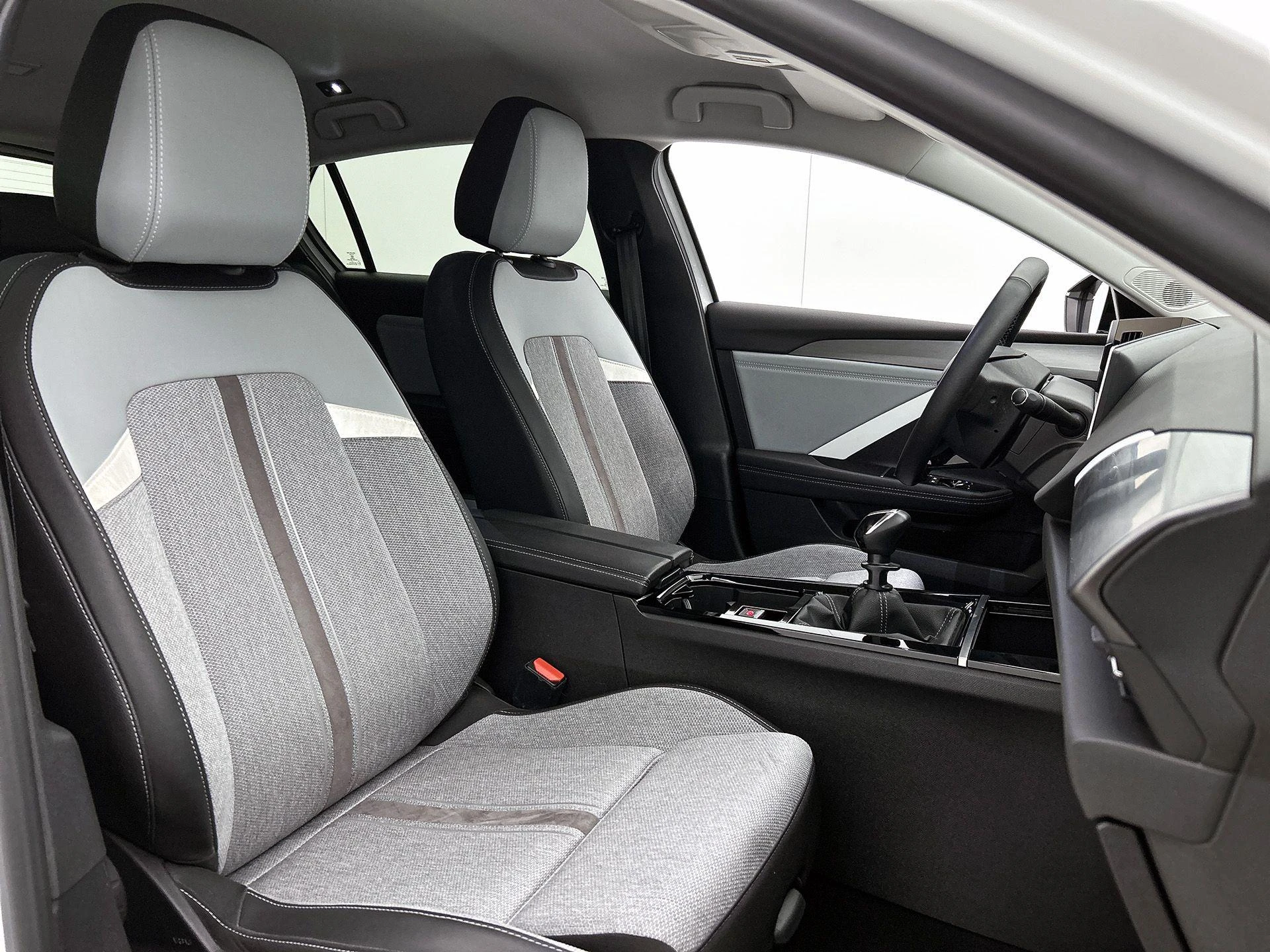 Opel-Astra-image-32