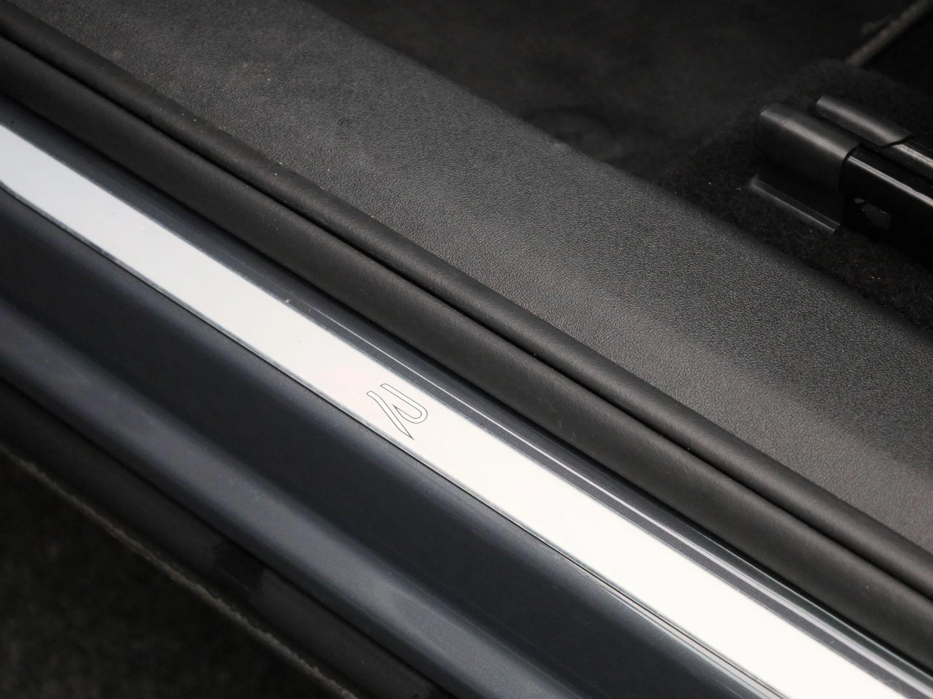 Volkswagen-Tiguan-image-40
