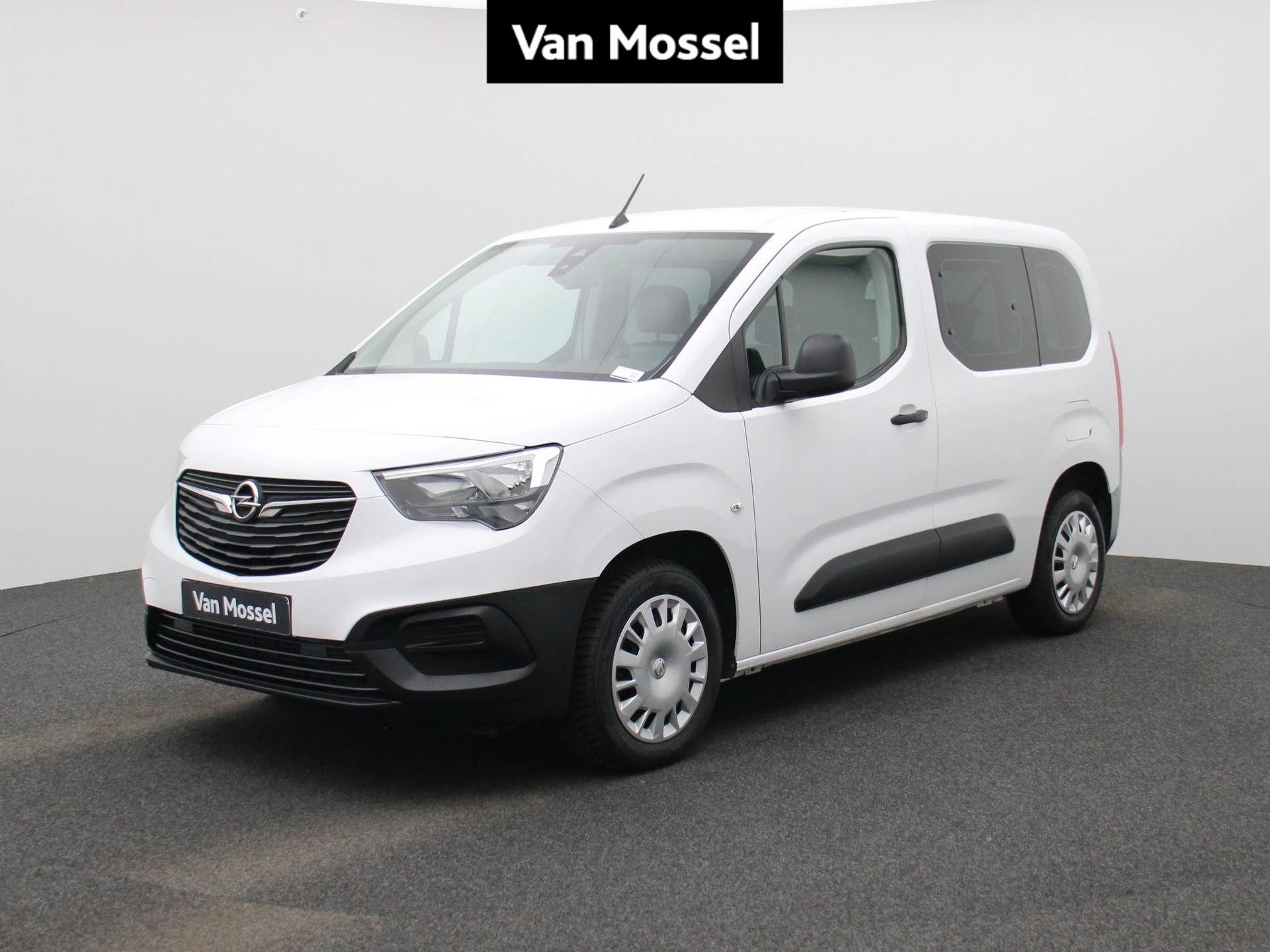 Opel-Combo Life-image-0