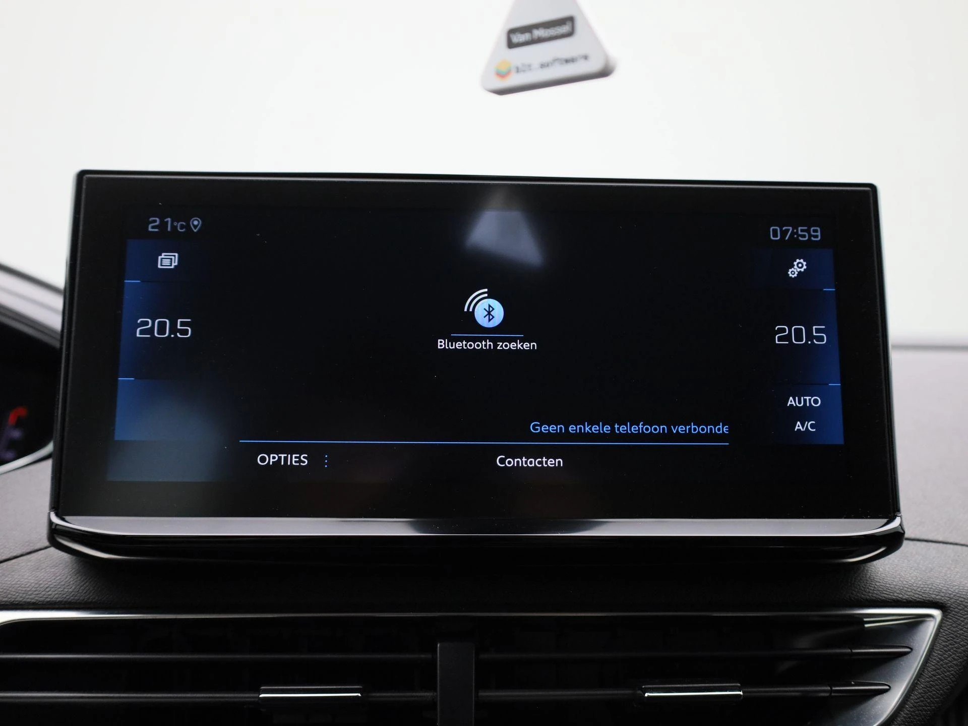 Peugeot-3008-image-23