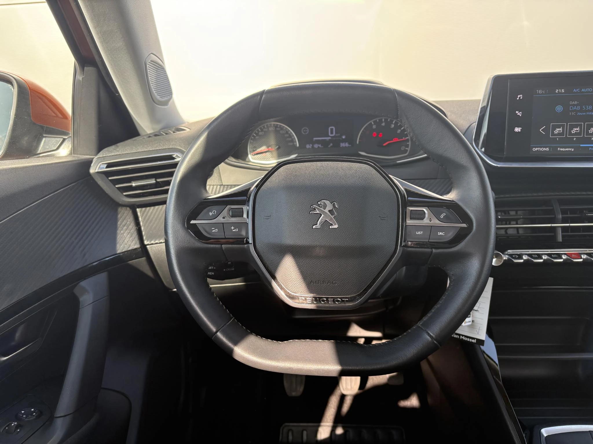 Peugeot-2008-image-21