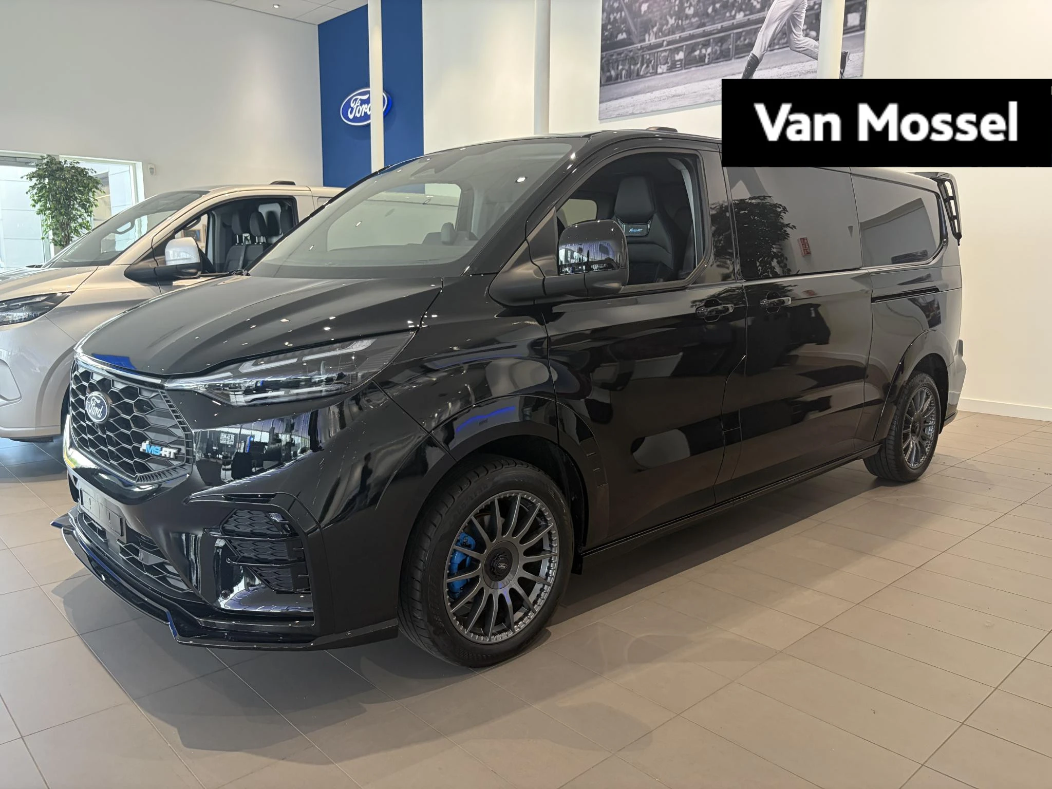 Ford-E-Transit Custom-image-0