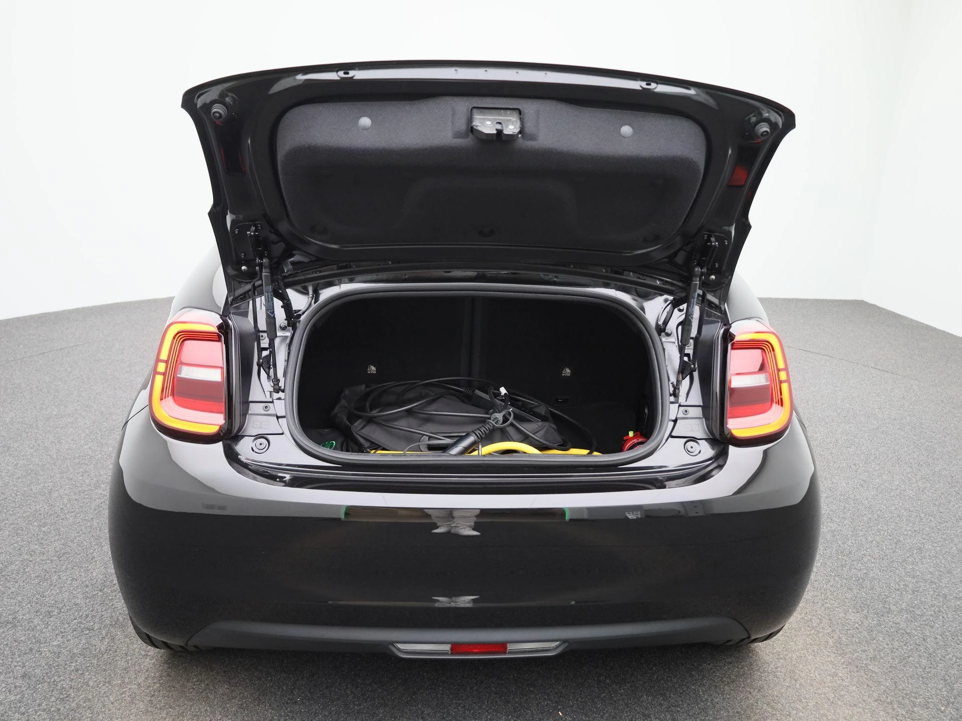 Fiat-500C-image-9