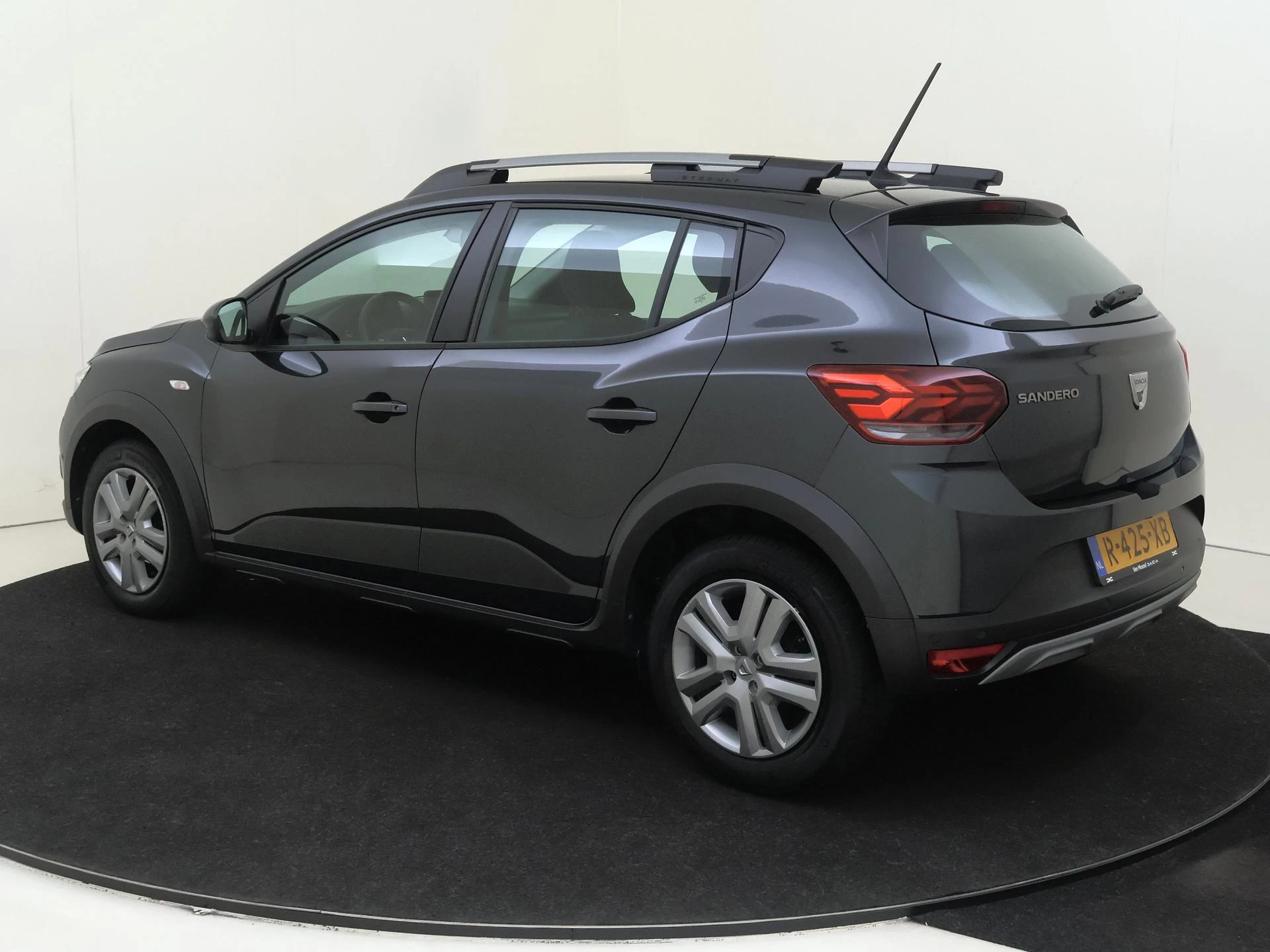 Dacia-Sandero-image-2