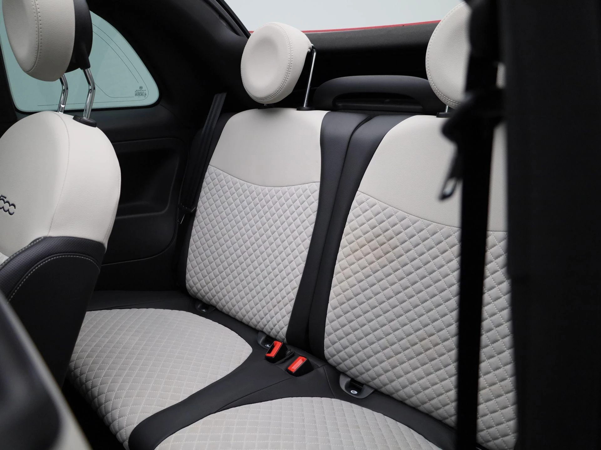 Fiat 500C 1.0 Hybrid Dolcevita