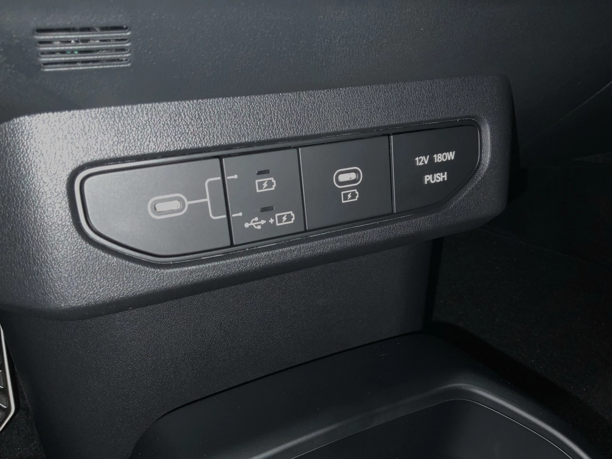 Kia EV4 Hatchback GT-line 81 kWh 150 kW Frontantrieb Schräghecklimousine. 5-türig