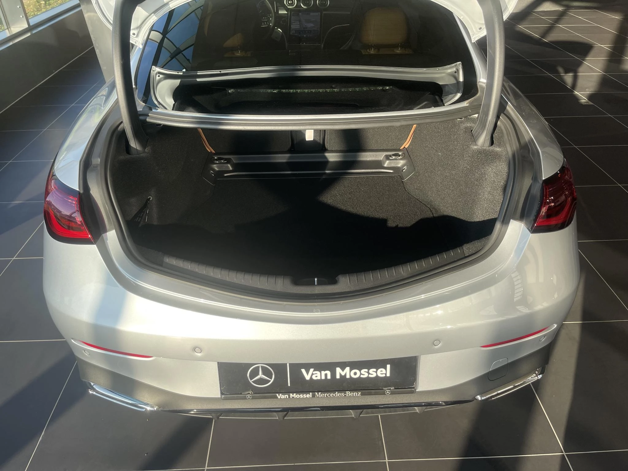 Mercedes-Benz CLE 220 d AMG Line Coupé + LEDER + PANO DAK + BURMESTER +