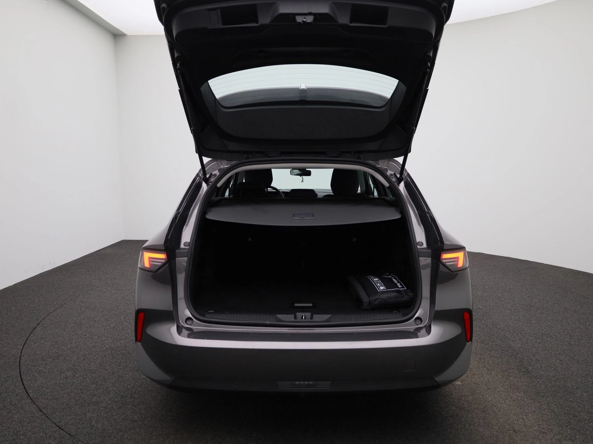 Opel-Astra-image-10