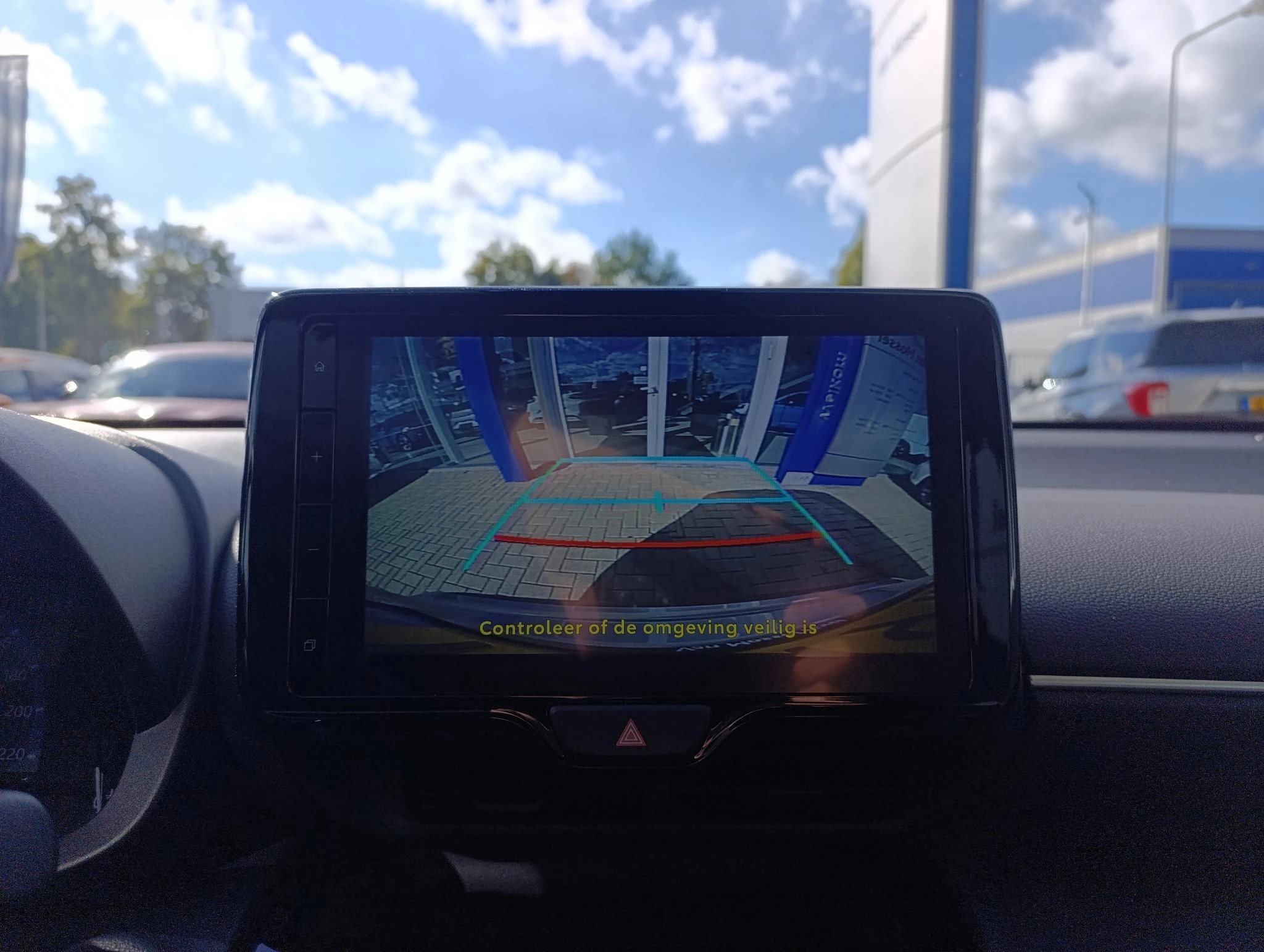 Toyota-Yaris Cross-image-22