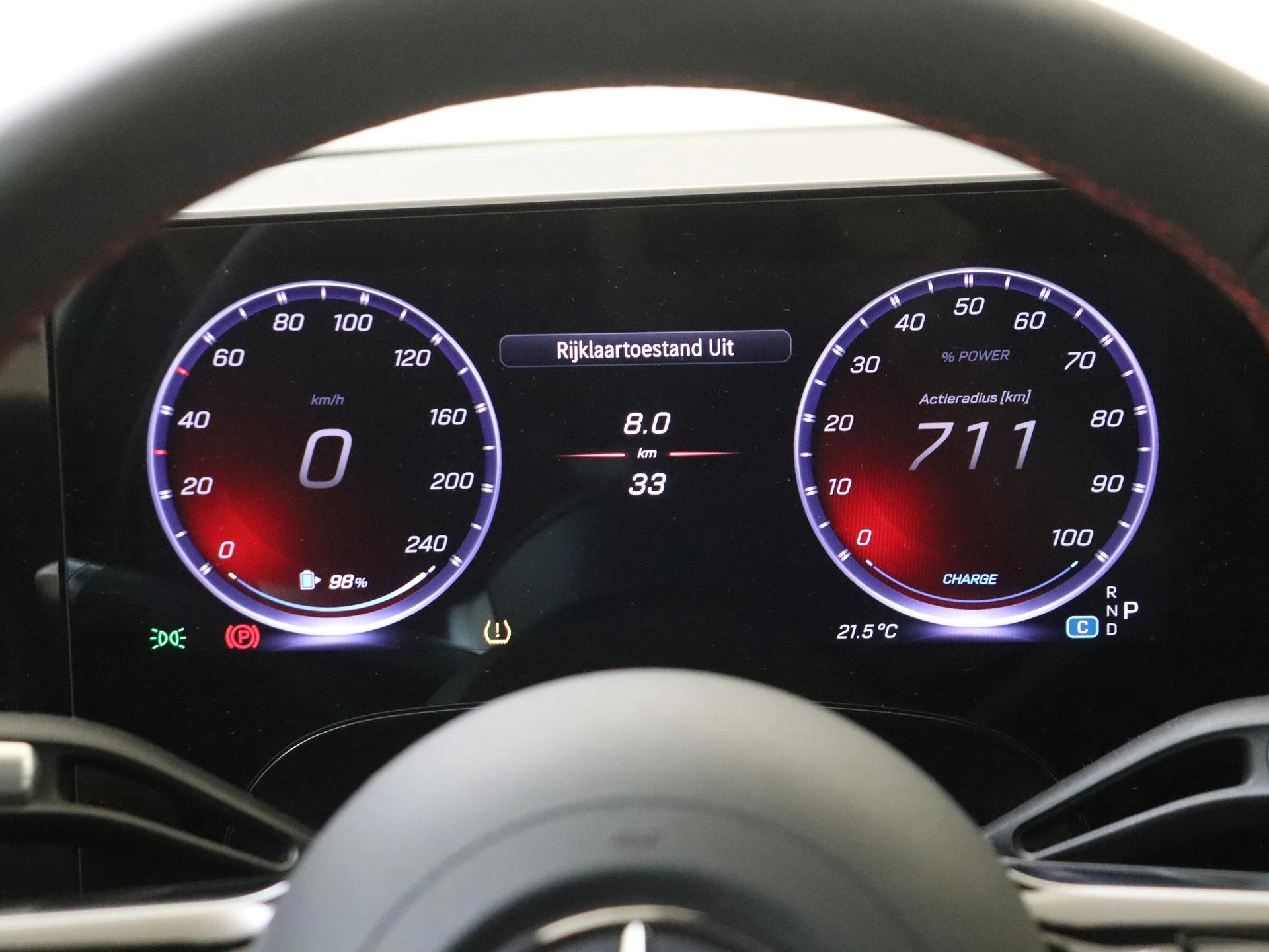 Mercedes-Benz-CLA-image-9