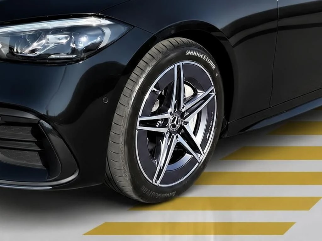 Mercedes-Benz-C-Klasse 300 d-image-5